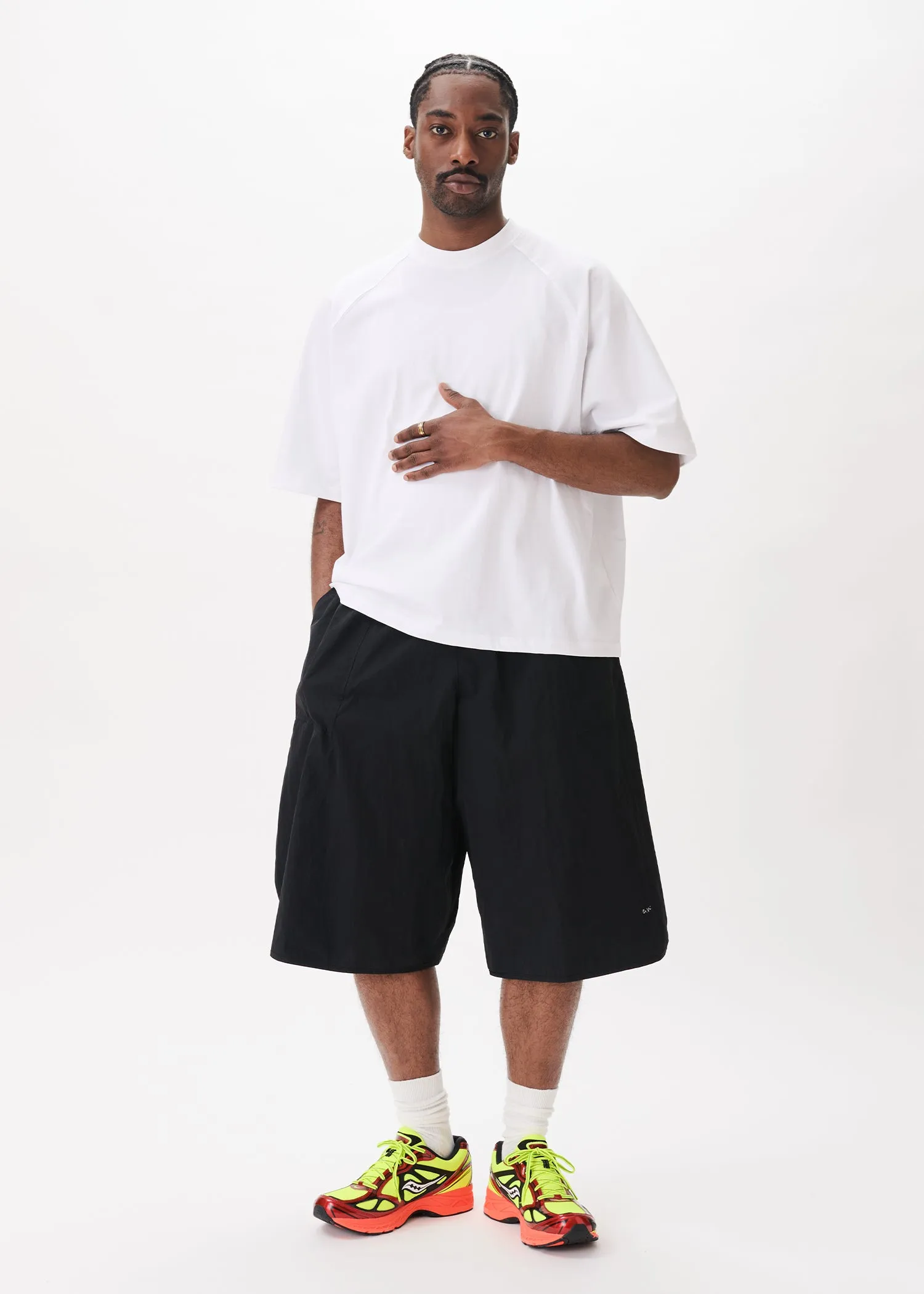 Niksen Walking Shorts sold by Estudio Niksen product image thumbnail 3