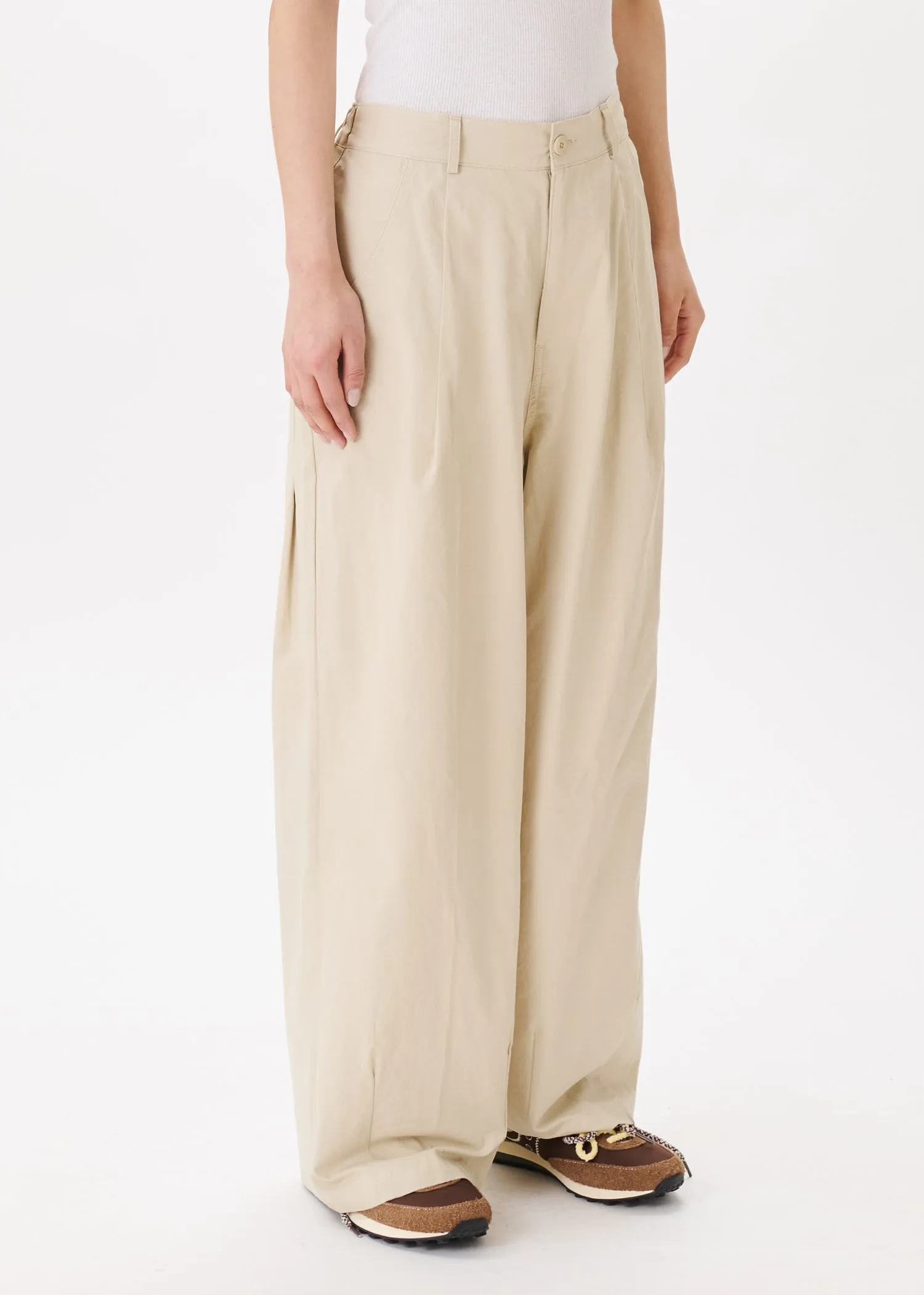 Back-pleat Cotton Trousers sold by Estudio Niksen