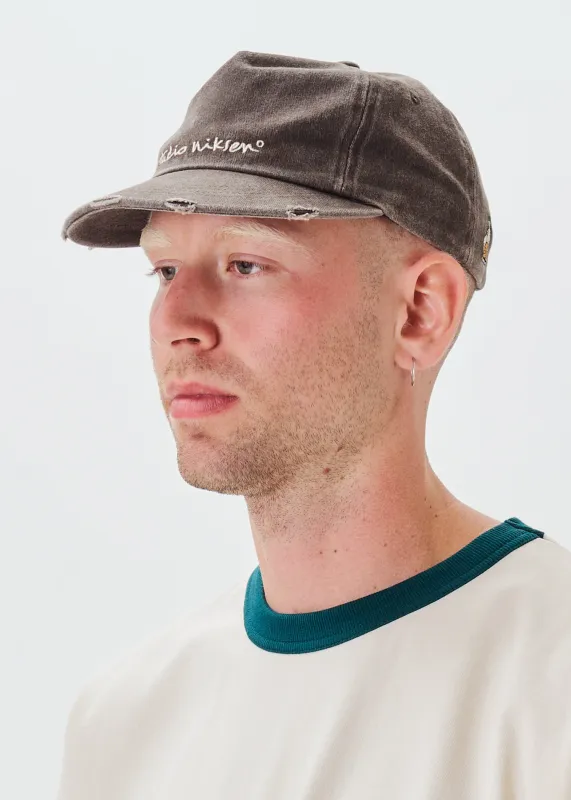 Signature Distressed Cap made by Estudio Niksen