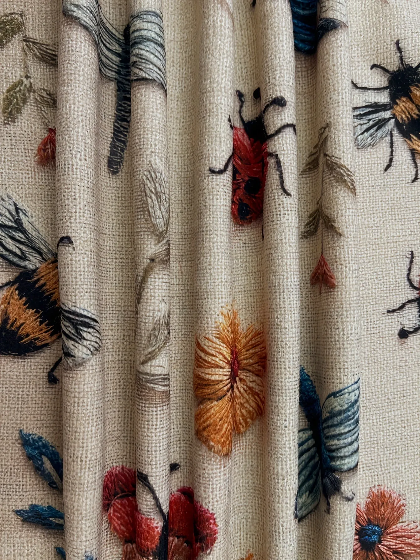 Alice | Confortable Jersey Estampado Floral sold by Liliana Lupe product image thumbnail 2