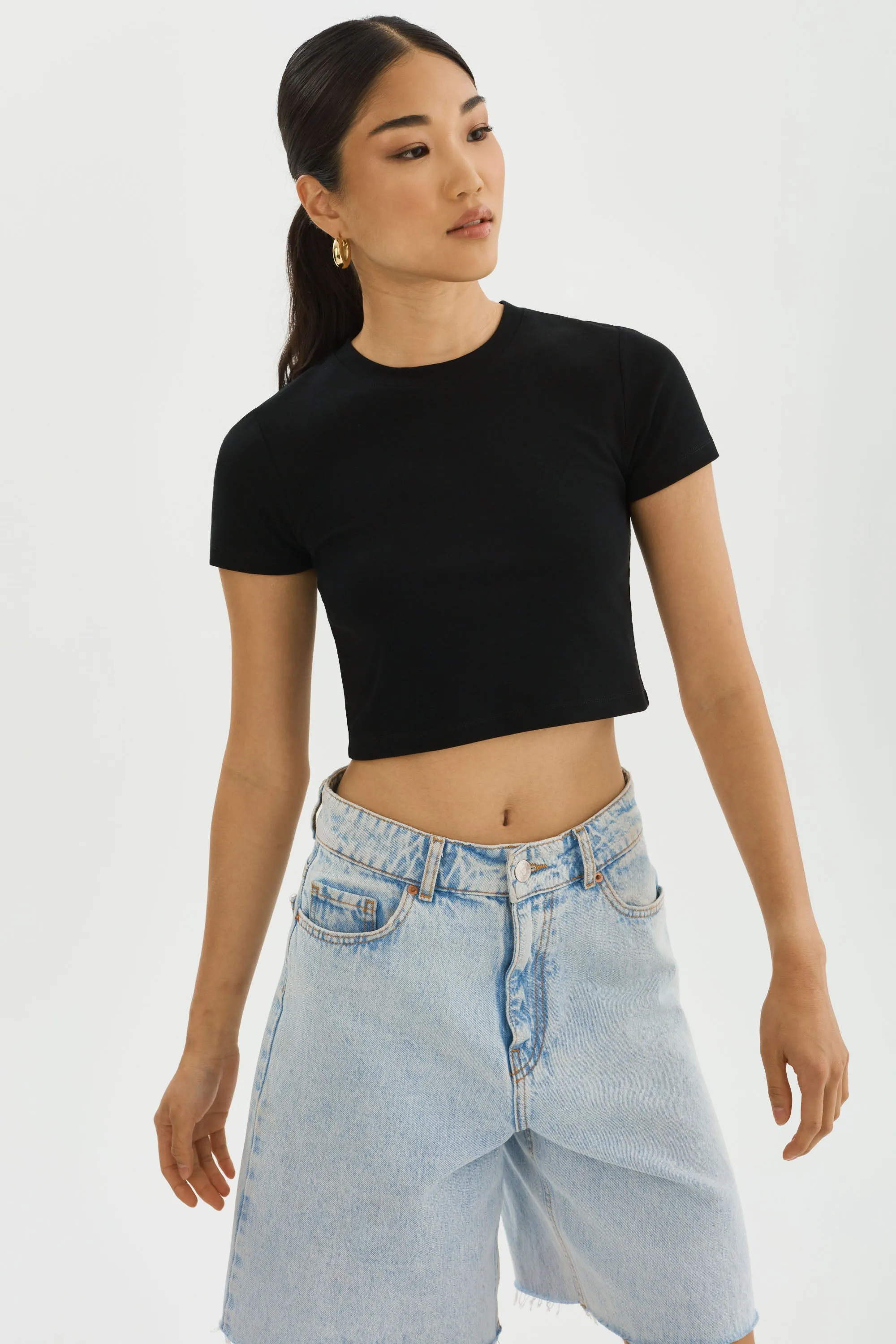 INGA | Cropped T-Shirt sold by La Marque