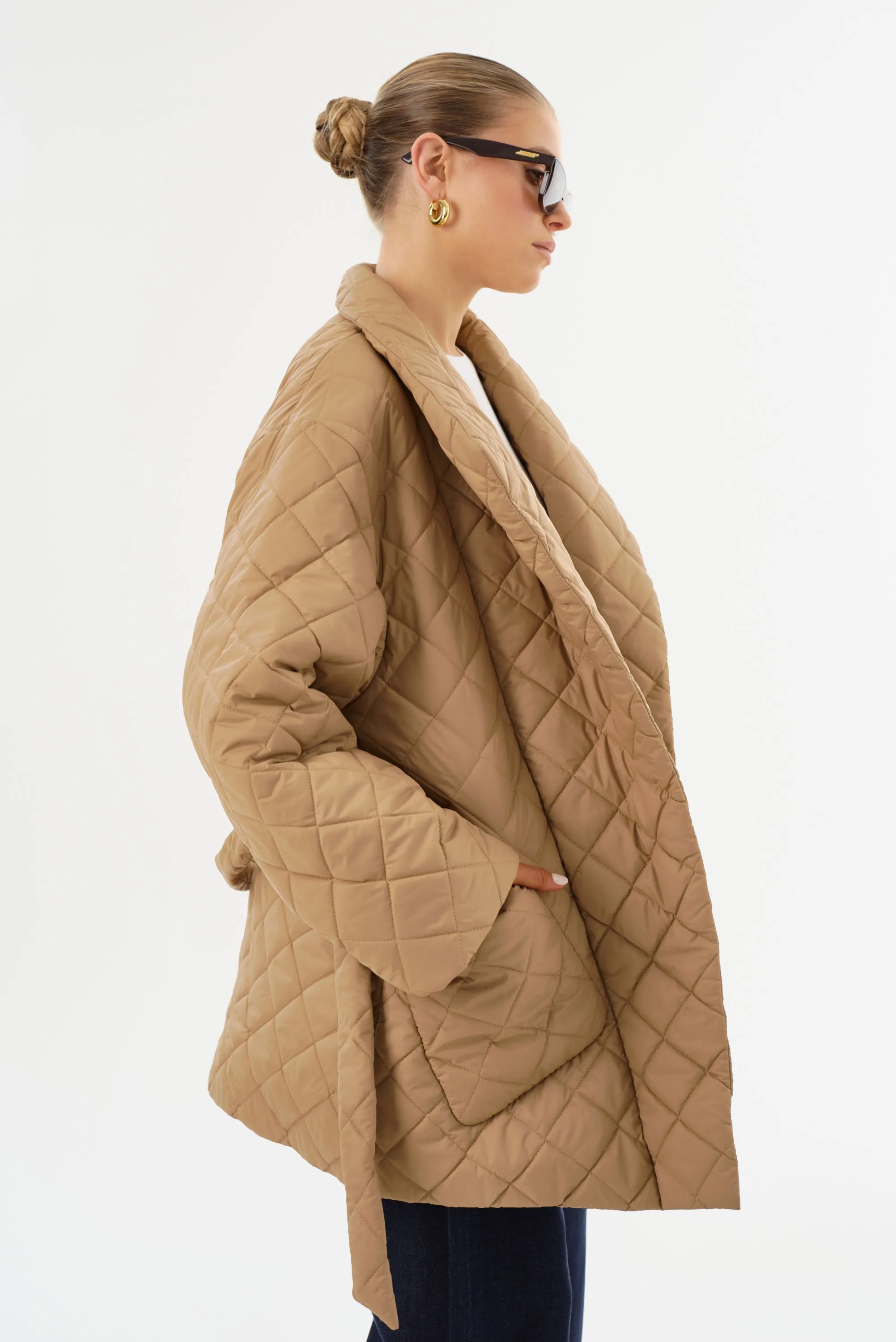 VERICA | Quilted Jacket sold by La Marque product image thumbnail 3