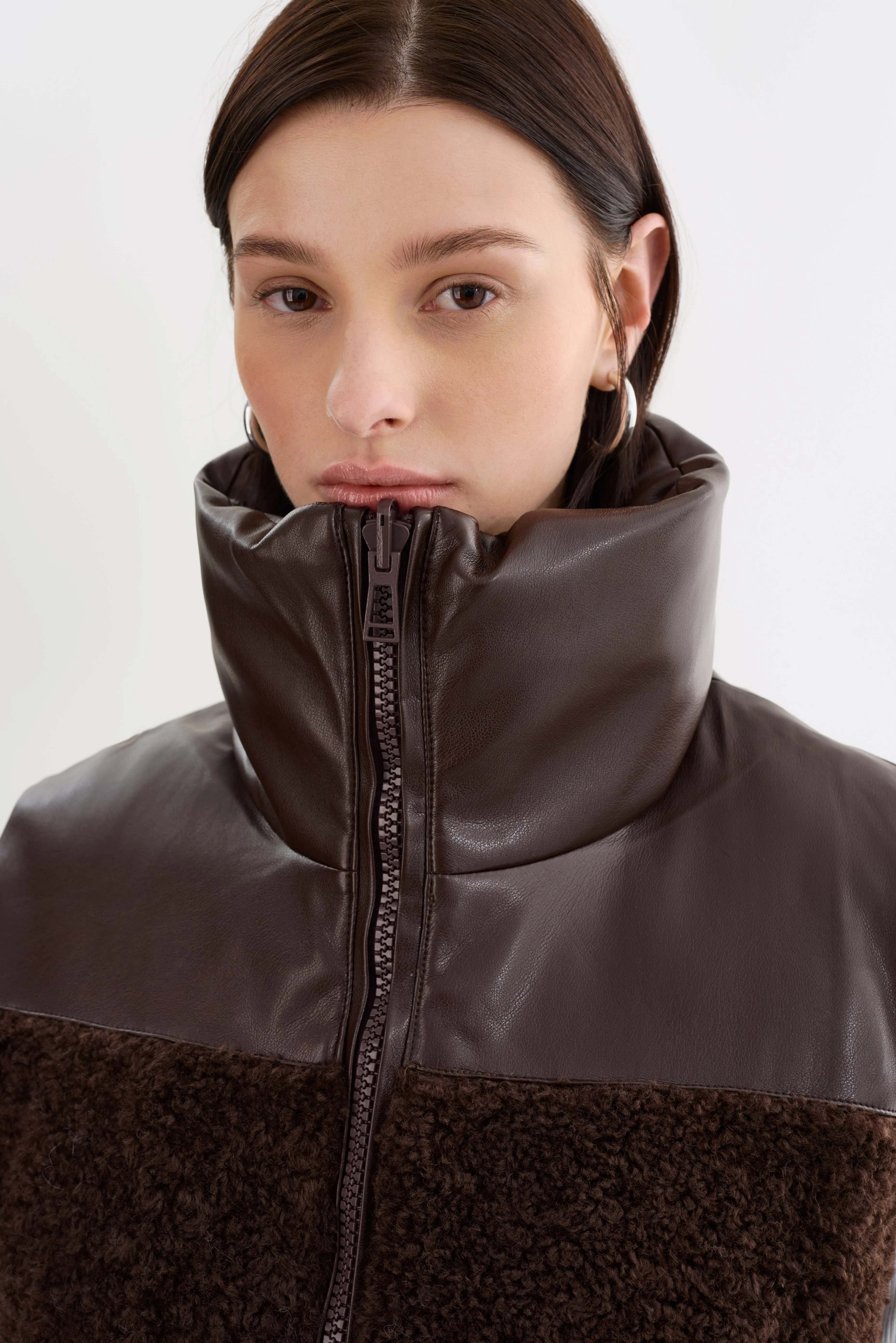 MELICIA | Reversible Puffer Vest sold by La Marque product image thumbnail 4