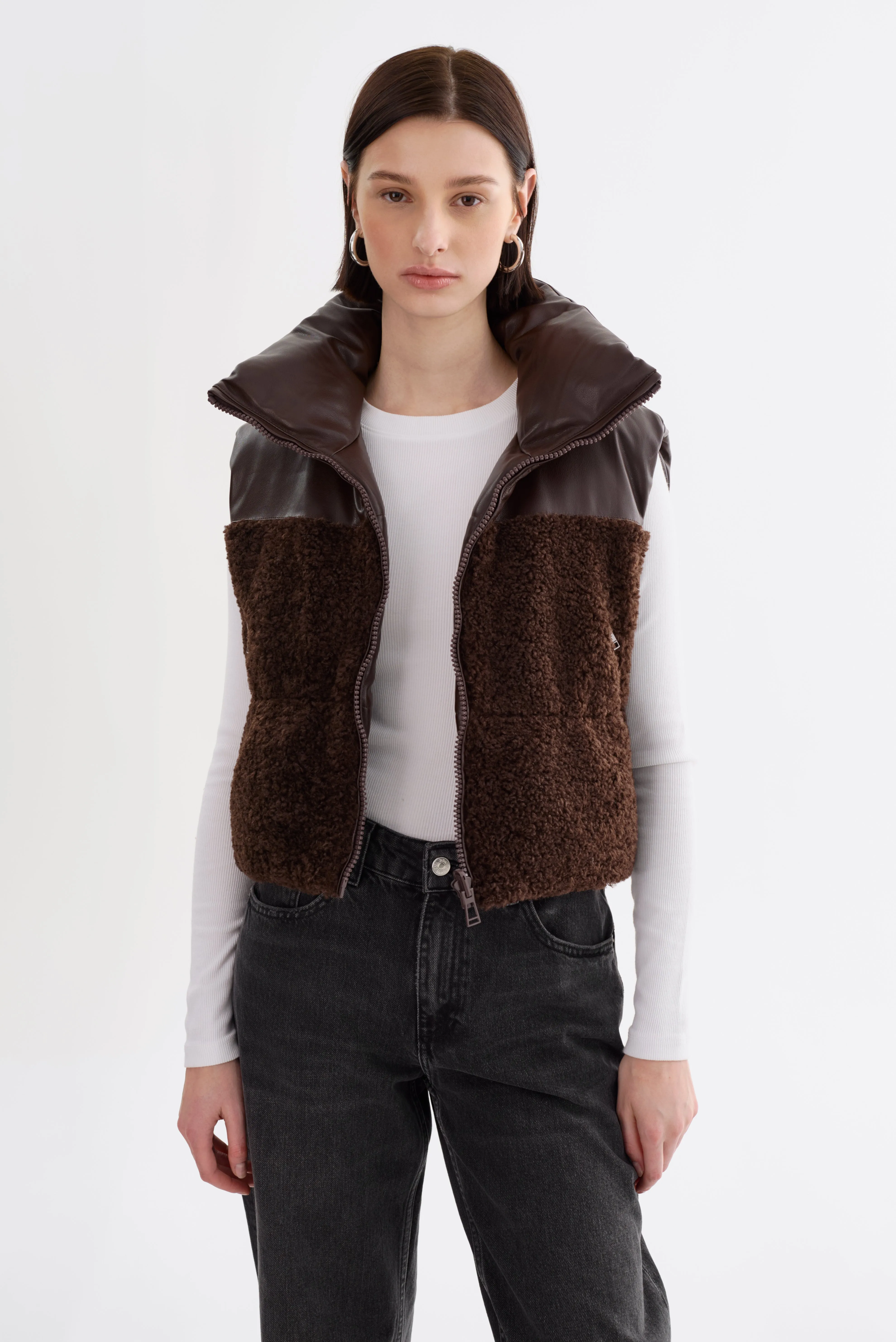 MELICIA | Reversible Puffer Vest sold by La Marque