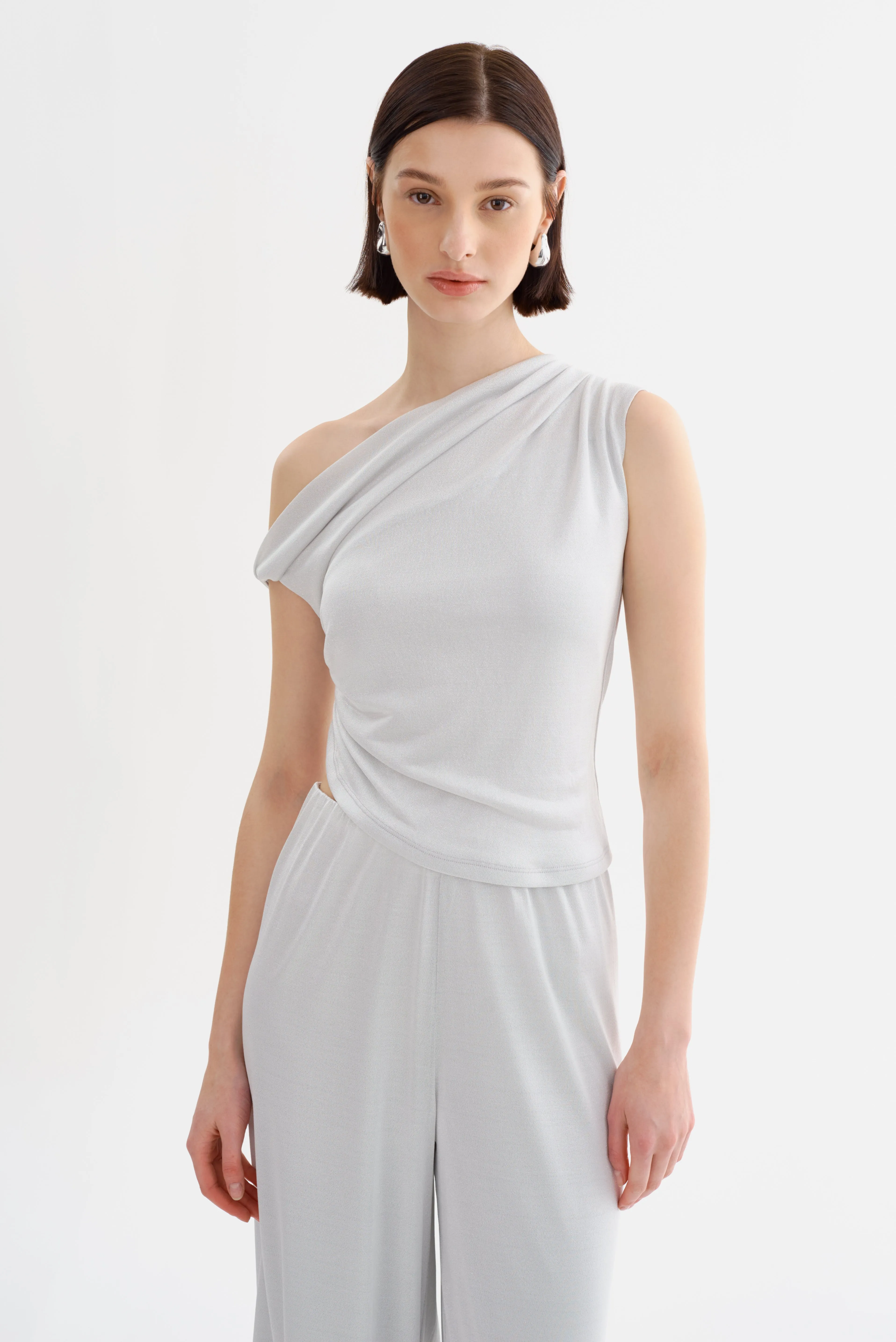 EVONNE | One Shoulder Top sold by La Marque