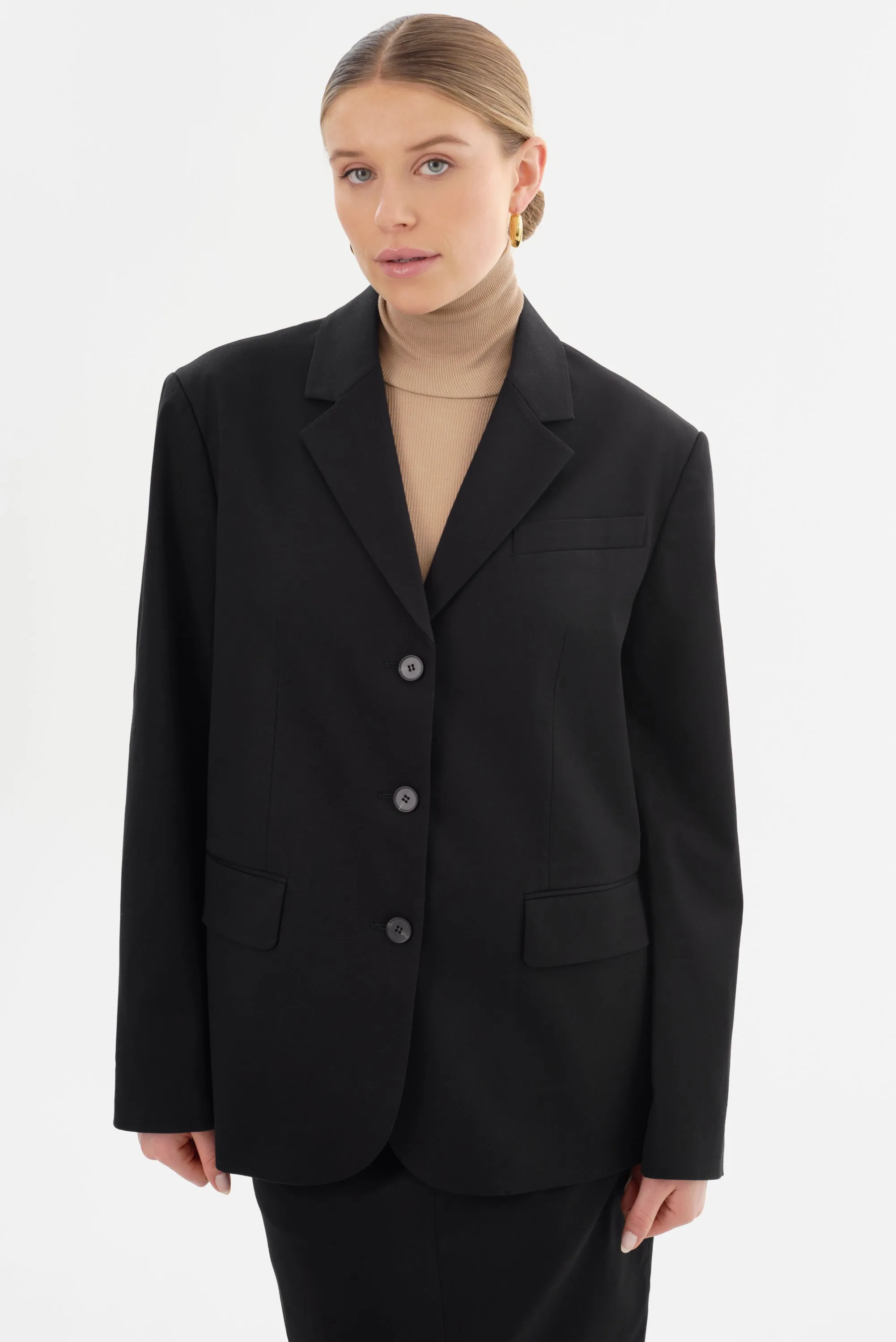 AYANNE Sample | Single Breasted Blazer sold by La Marque product image thumbnail 2