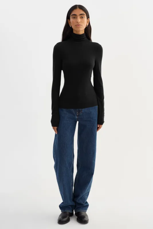 SADIE | Long Sleeve Turtleneck made by LAMARQUE