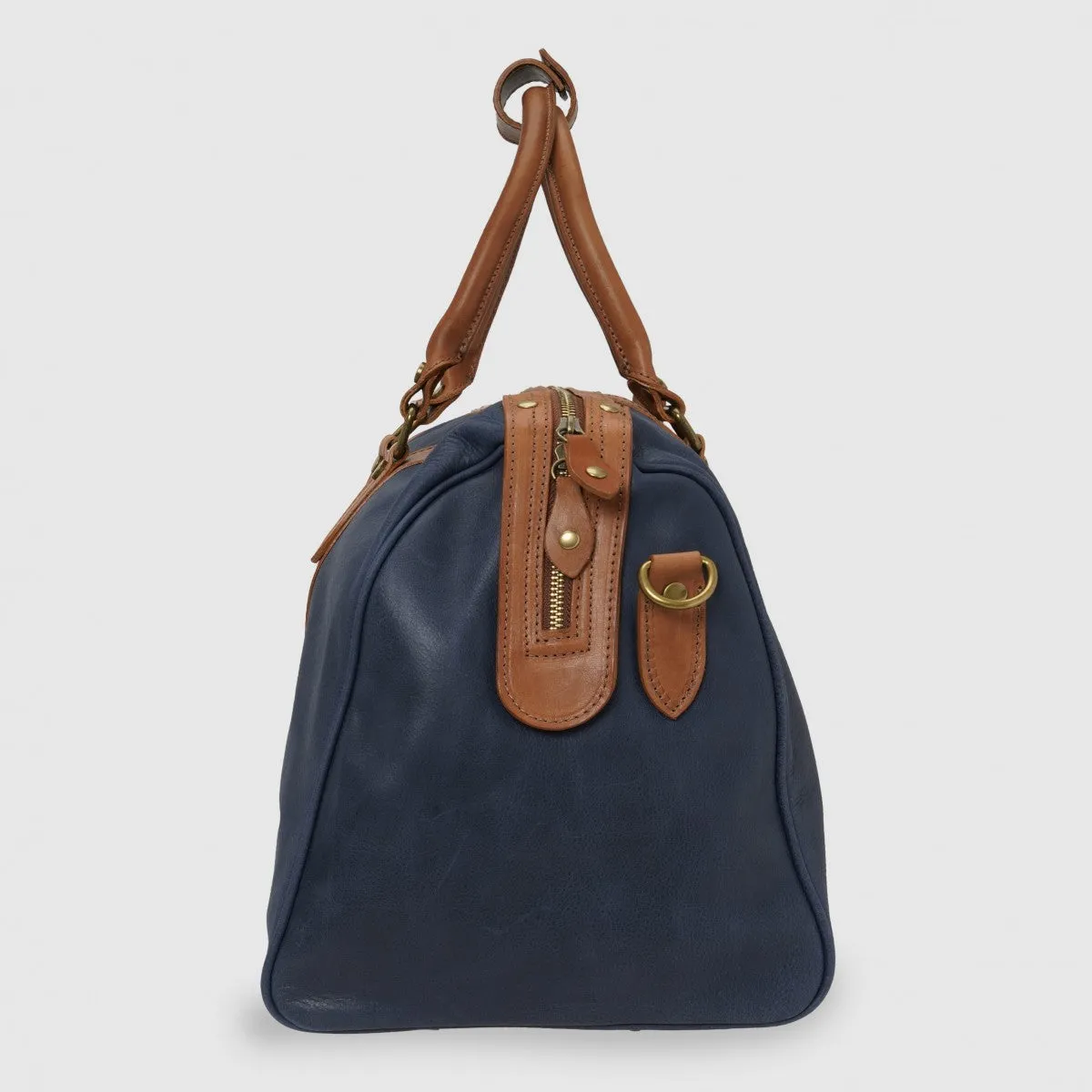 Verona Soft Leather Duffel Bag sold by I Medici product image thumbnail 5