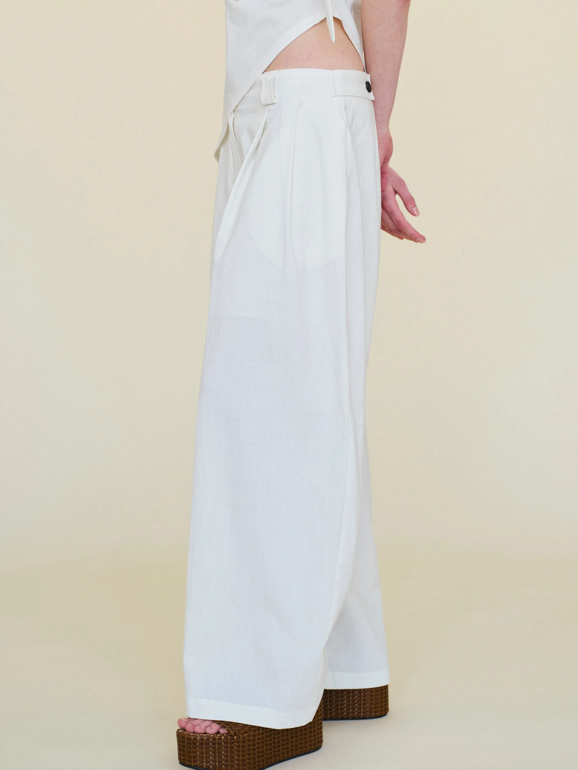 Elvana Pleated Pants, White sold by Source Unknown product image thumbnail 4