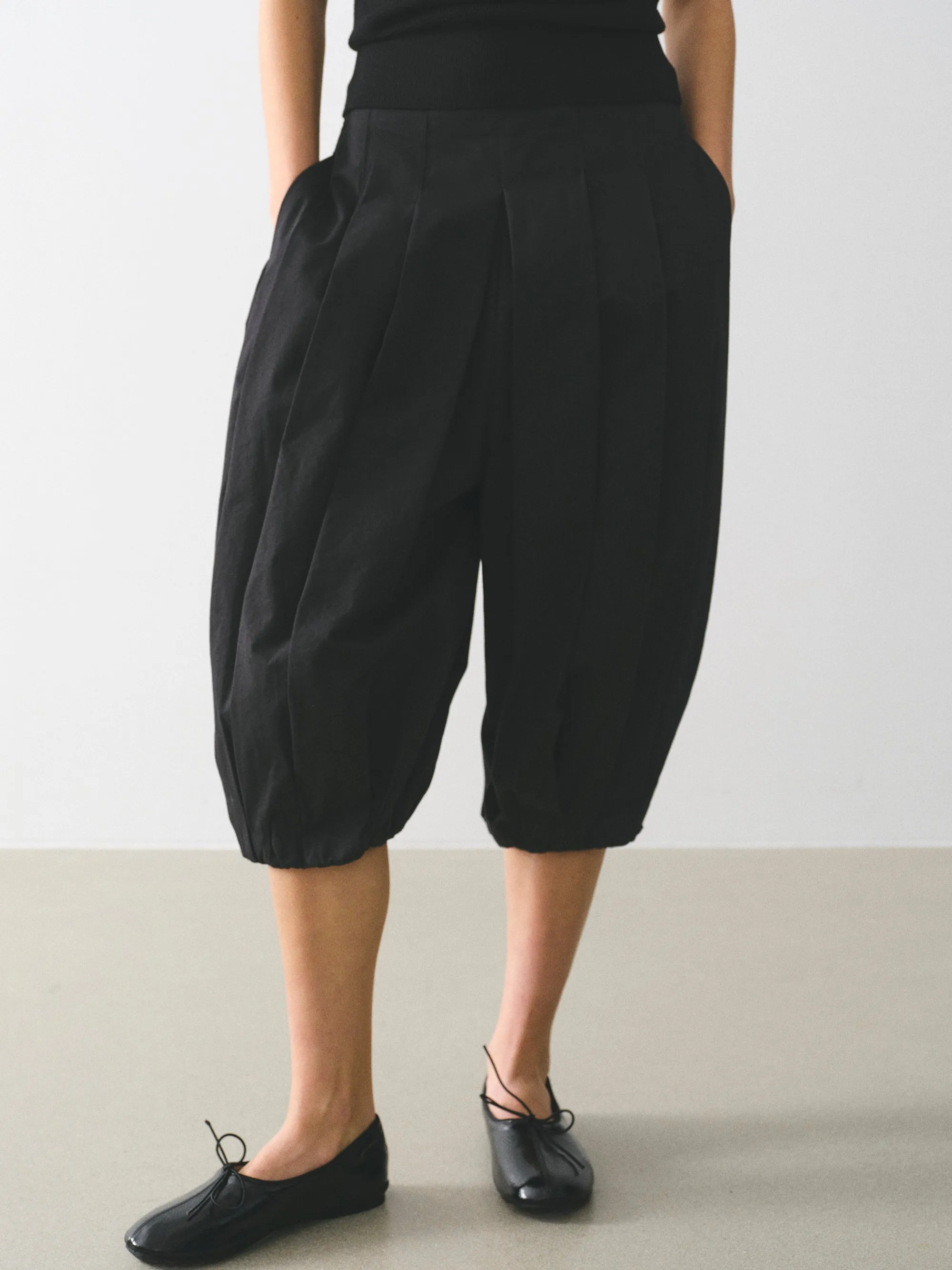 Gathered Capri Pants, Black sold by Source Unknown product image thumbnail 4