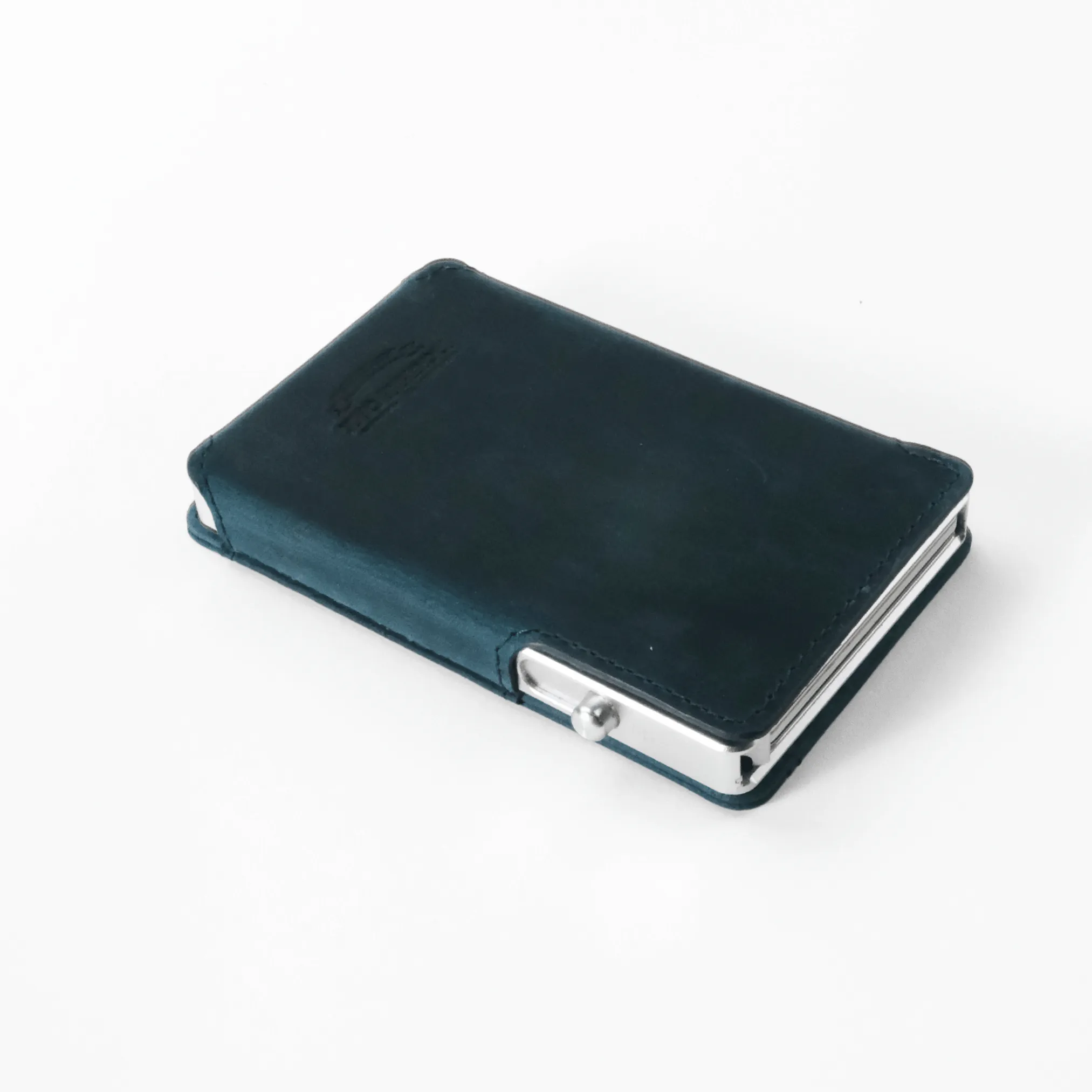 Iceberg Edition Slim sold by Double Oak Essentials