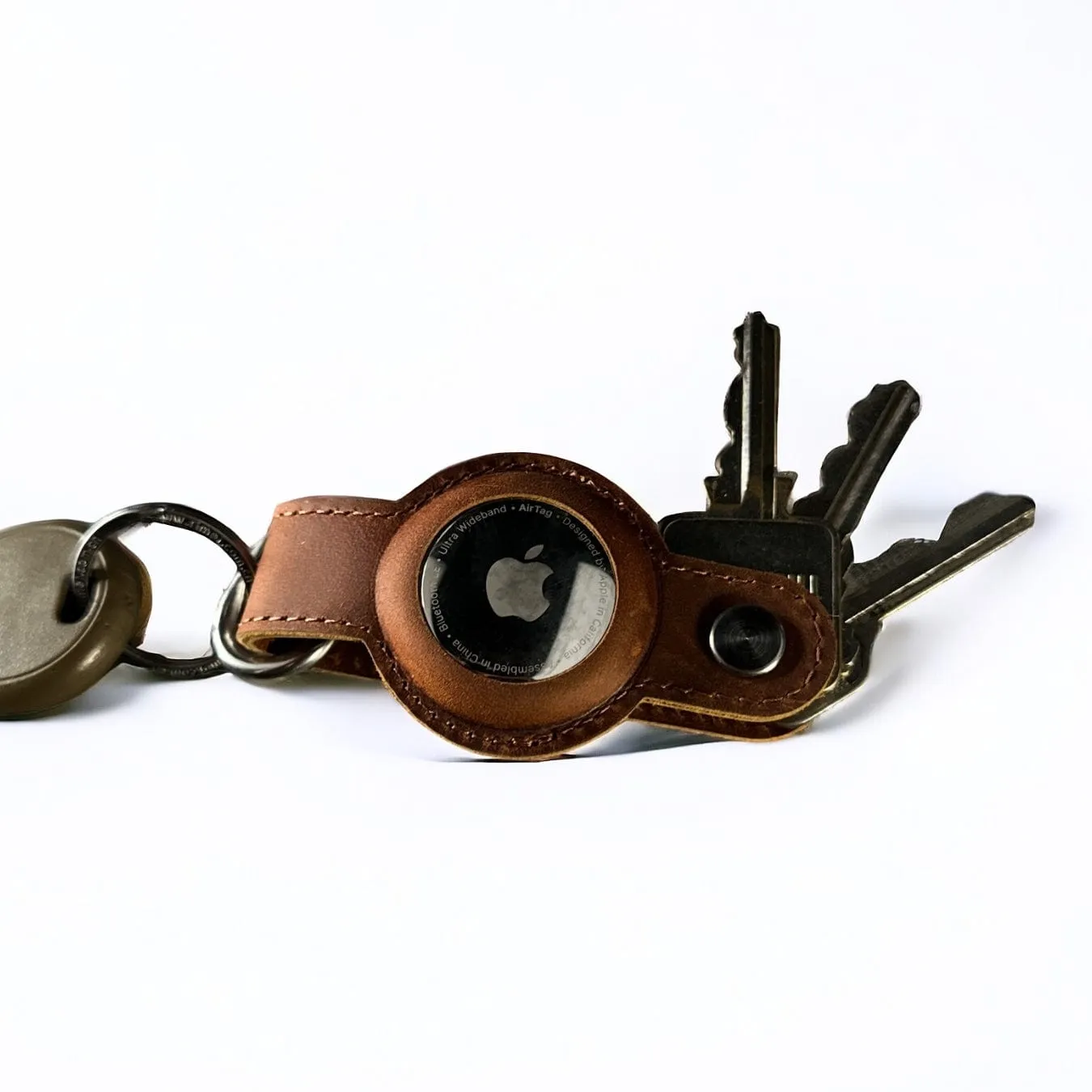 Leather AirTag Key Organizer sold by Double Oak Essentials