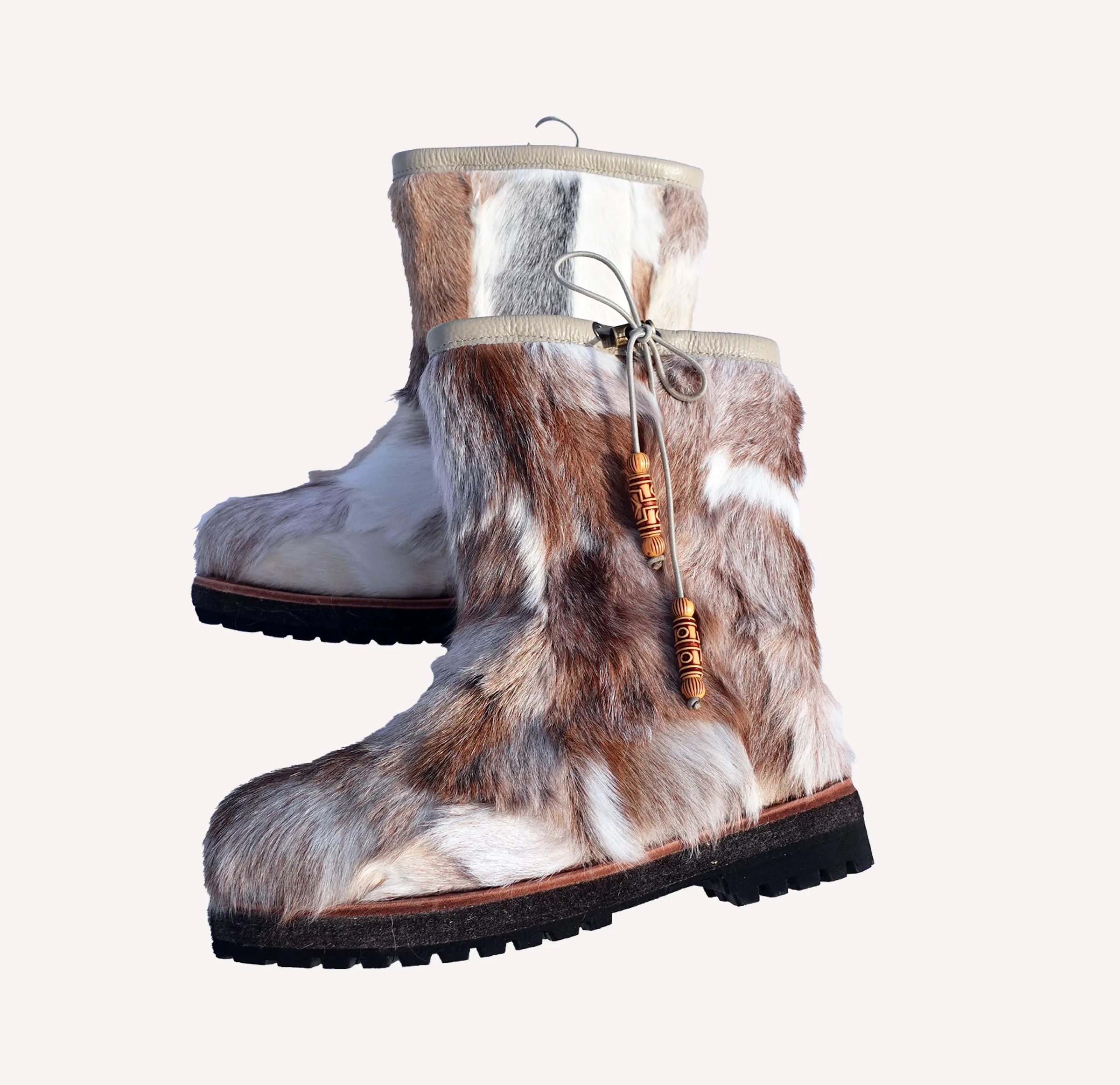 The Taiga Ivory sold by MOGSki product image thumbnail 2