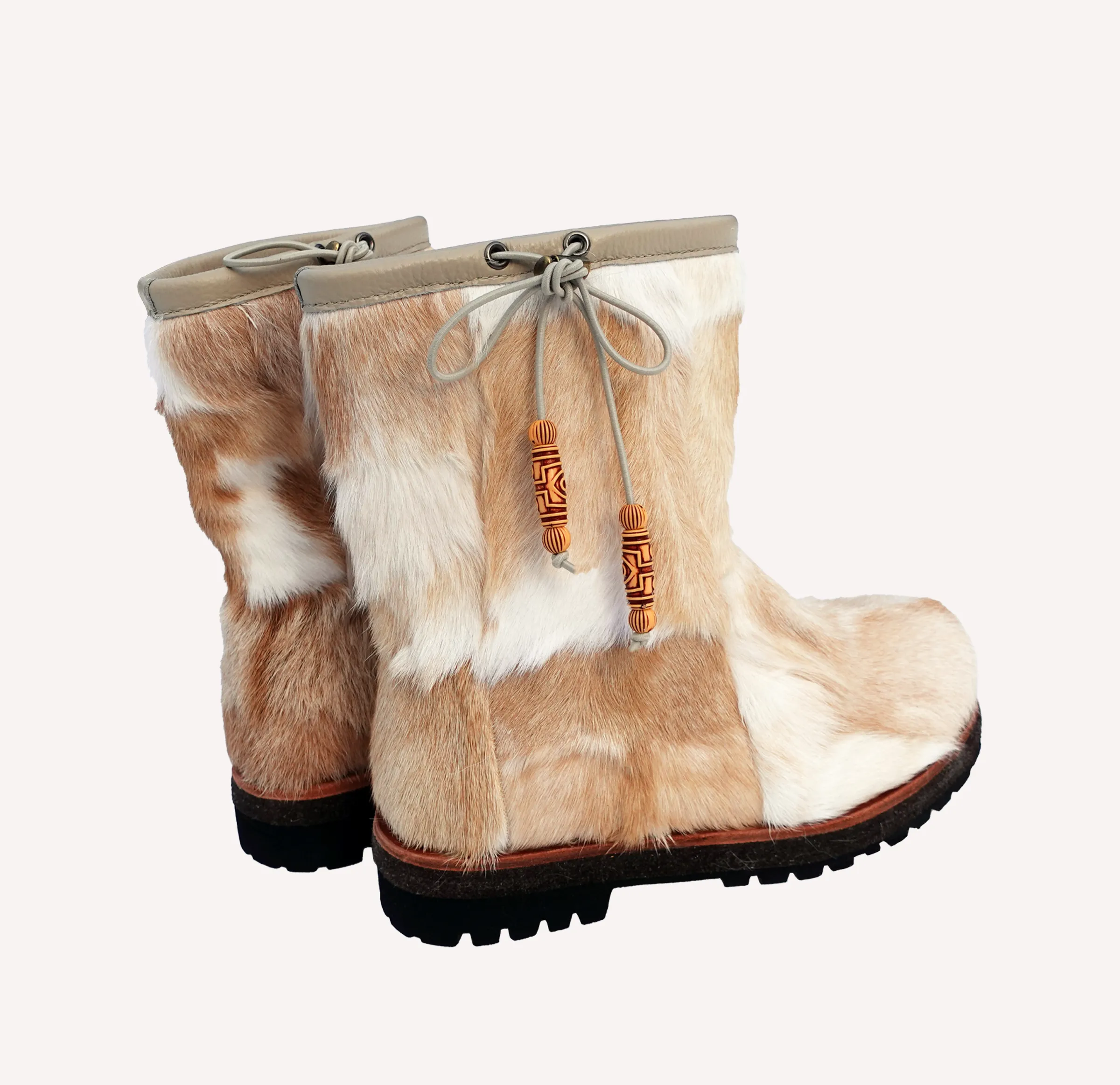 MOGSki SPECKLED CALF HAIR CRYSTAL SNOW BOOT sold by MOGSki product image thumbnail 2