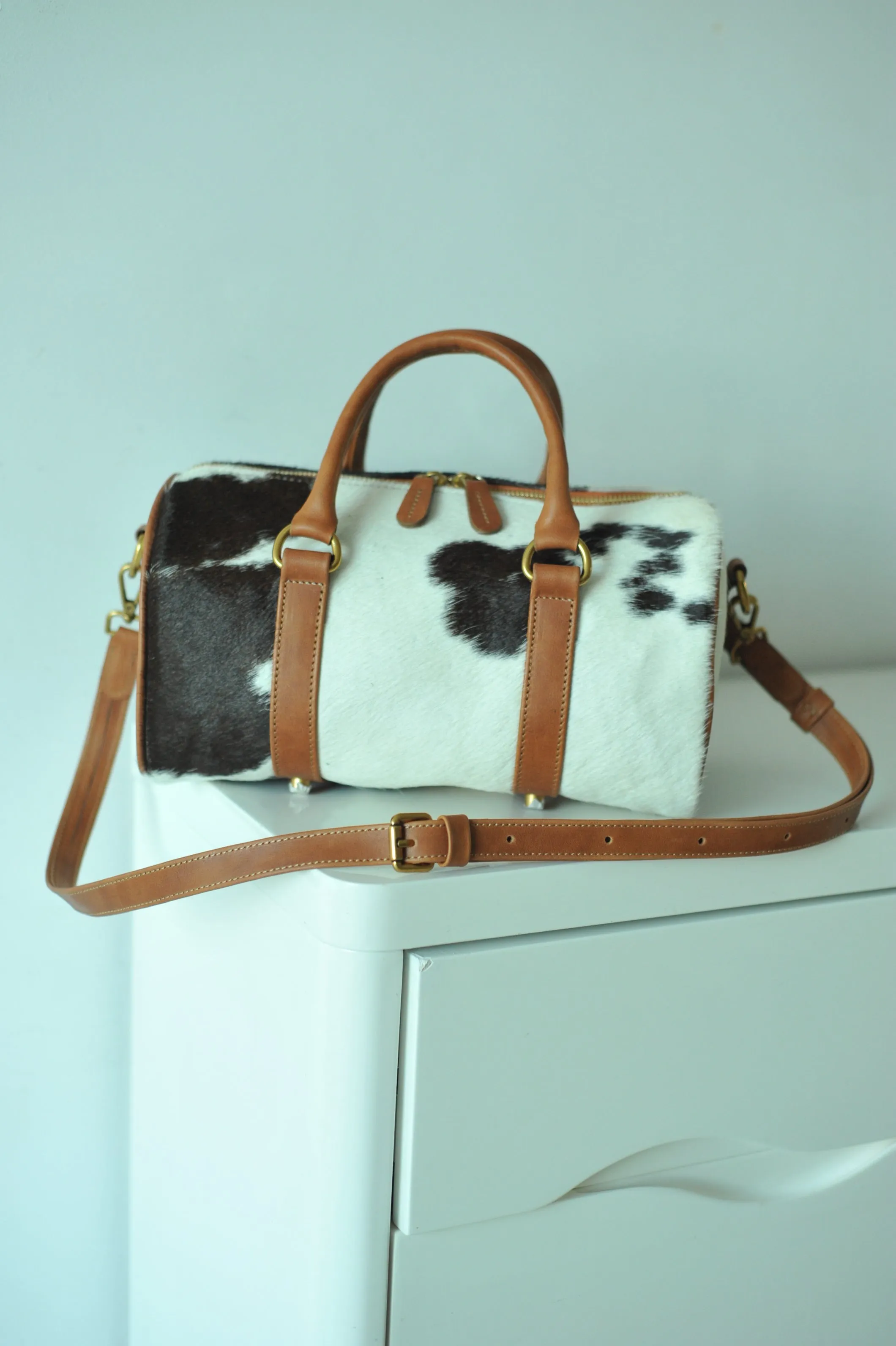 Handcrafted Haircalf Boston Bag sold by MOGSki product image thumbnail 2