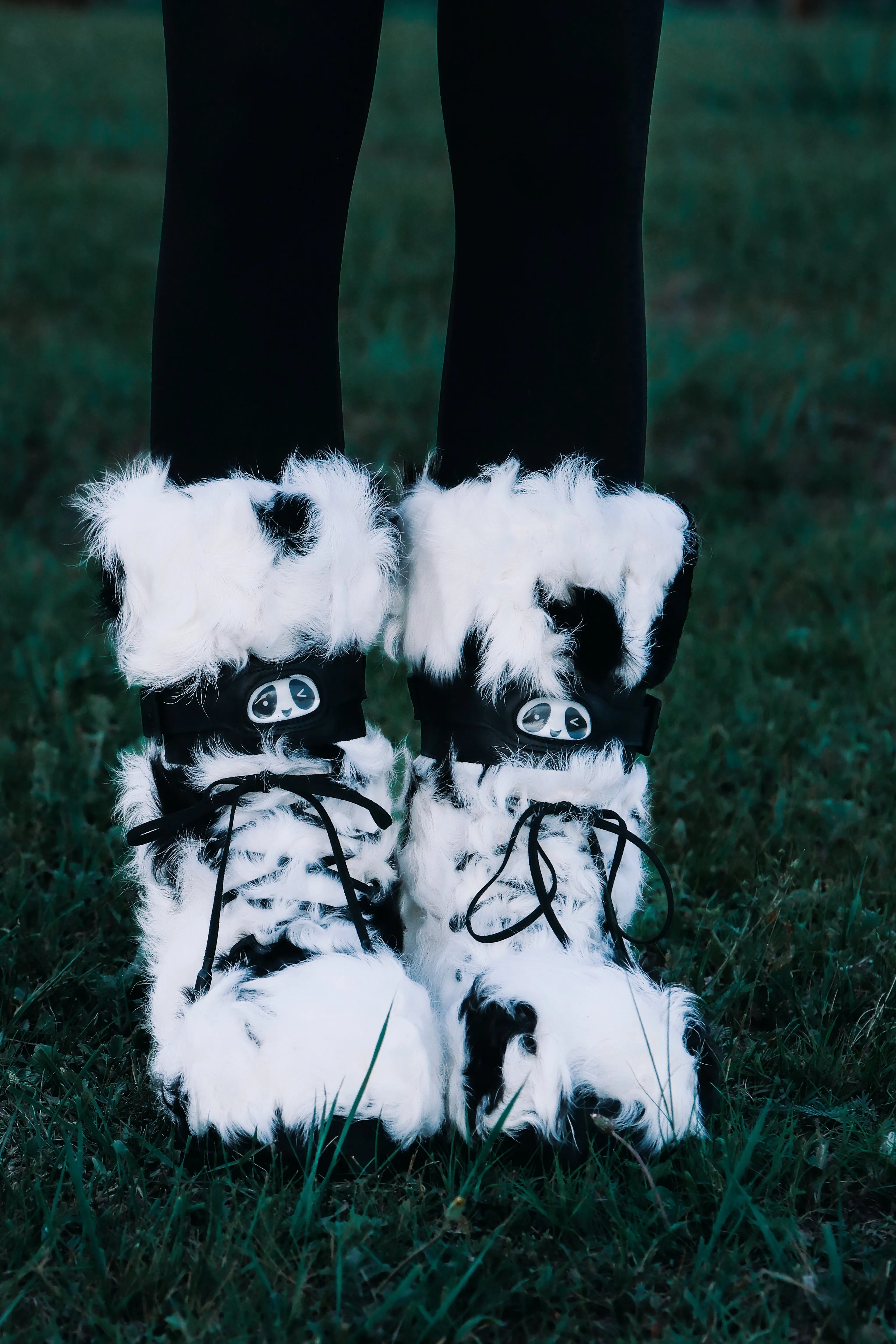 MOGSki PANDA CURLY SHEARLING SNOW BOOT sold by MOGSki product image thumbnail 2