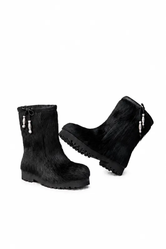MOGSki NOIR BEADED MINK FUR SNOW BOOT made by MOGSki