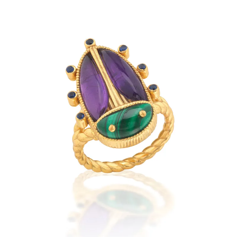 Scarab Grande Ring made by Capucine De Wulf