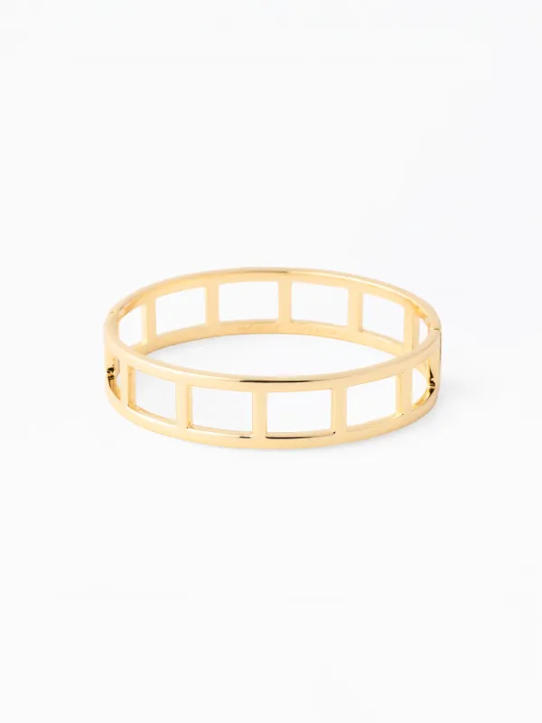 Alexa Bangle Bracelet made by Michelle McDowell