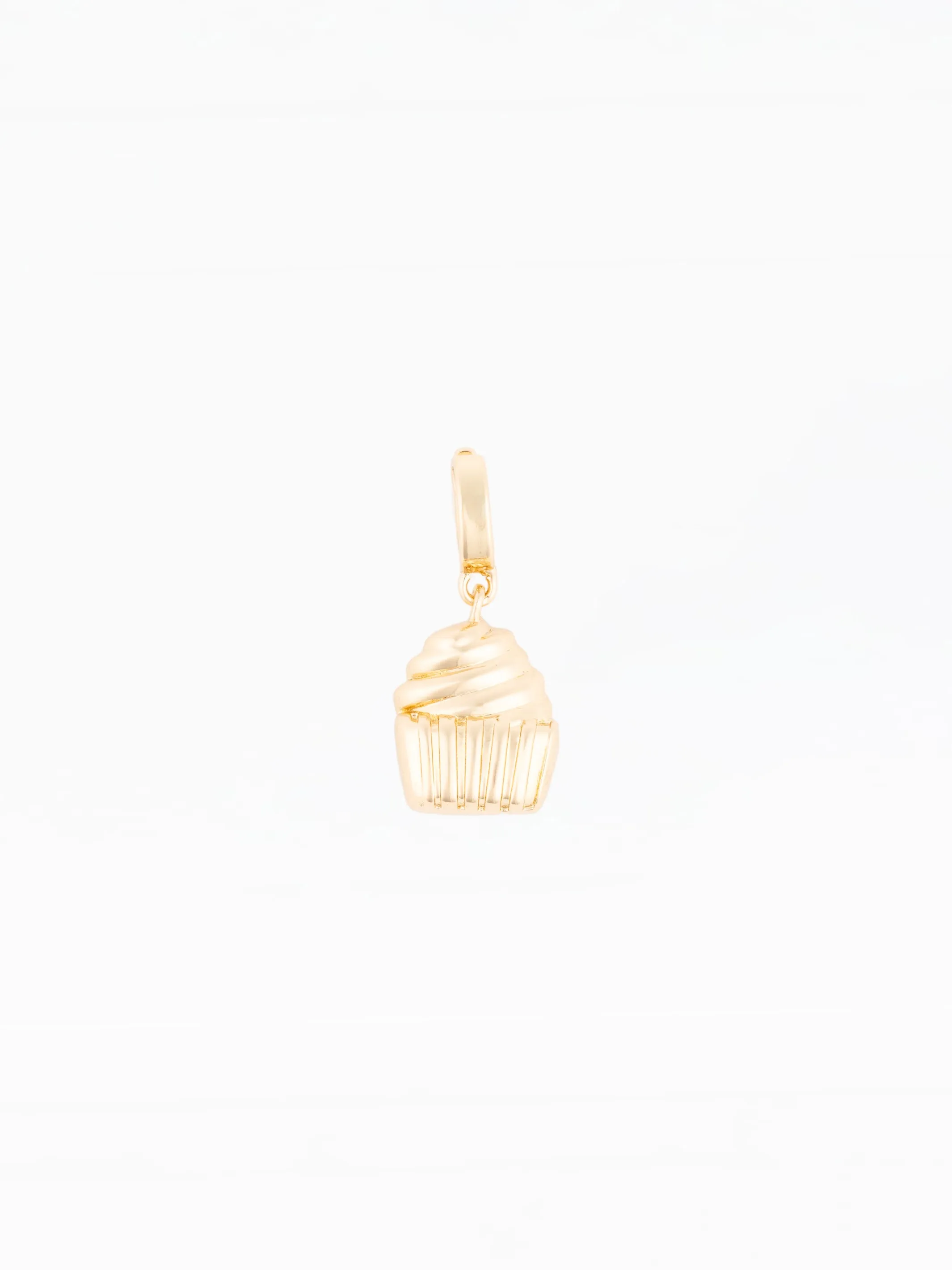 Sophie Charm | Cupcake sold by Michelle McDowell