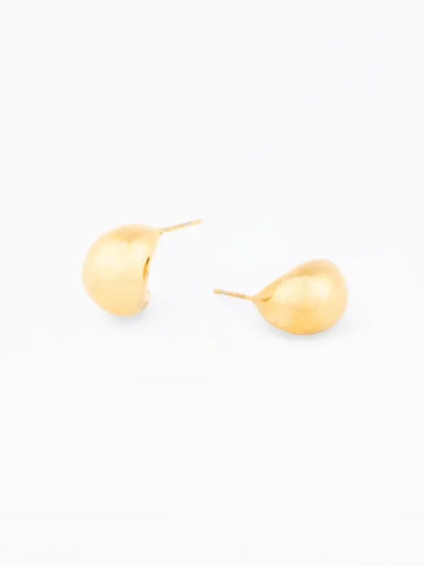Ellen Waterproof Earrings made by Michelle McDowell