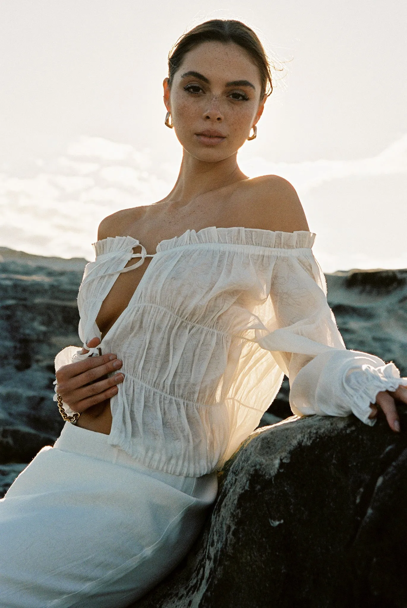 TAMSYN OFF SHOULDER TOP sold by Sndys product image thumbnail 5