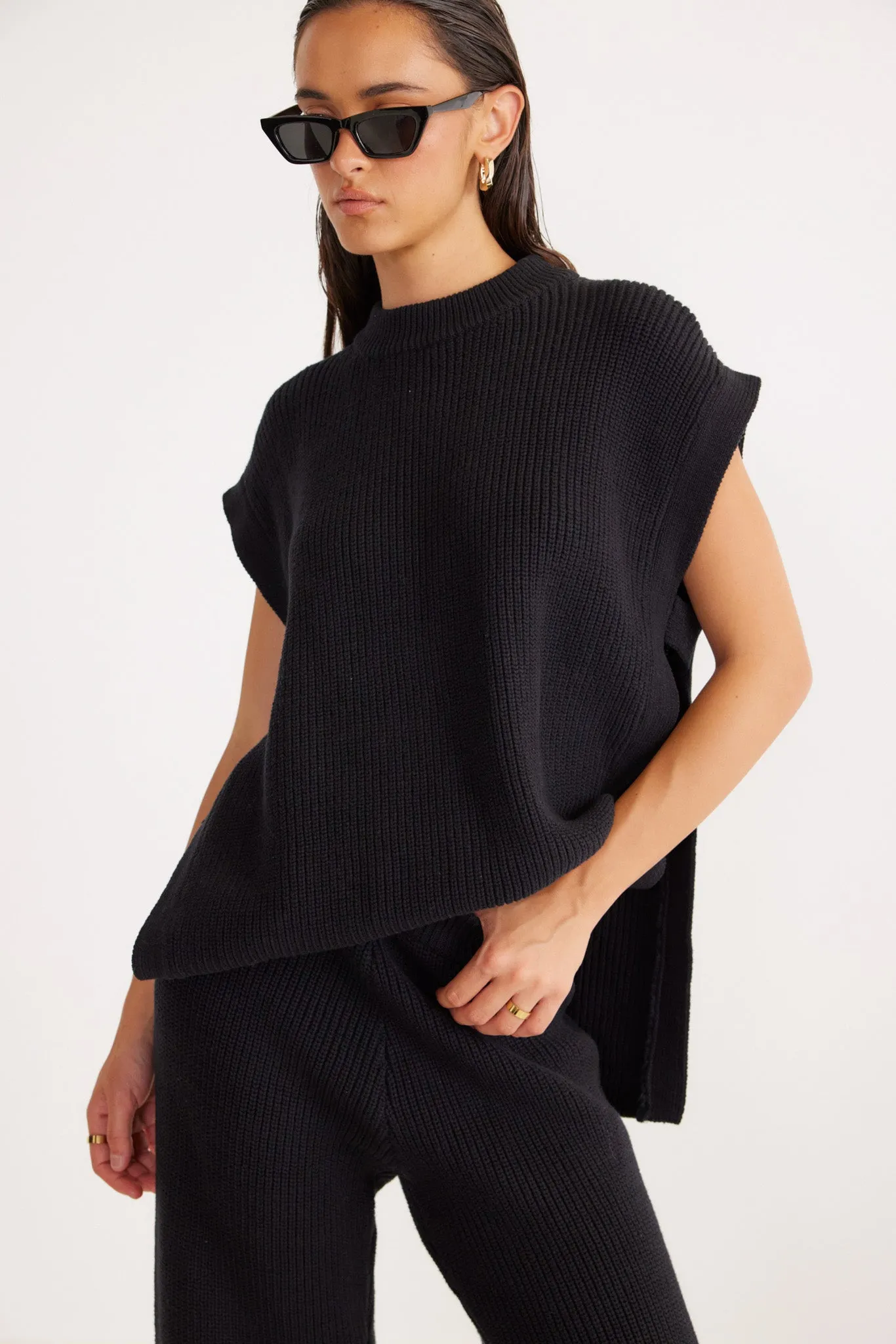 OAK VEST TOP sold by Sndys