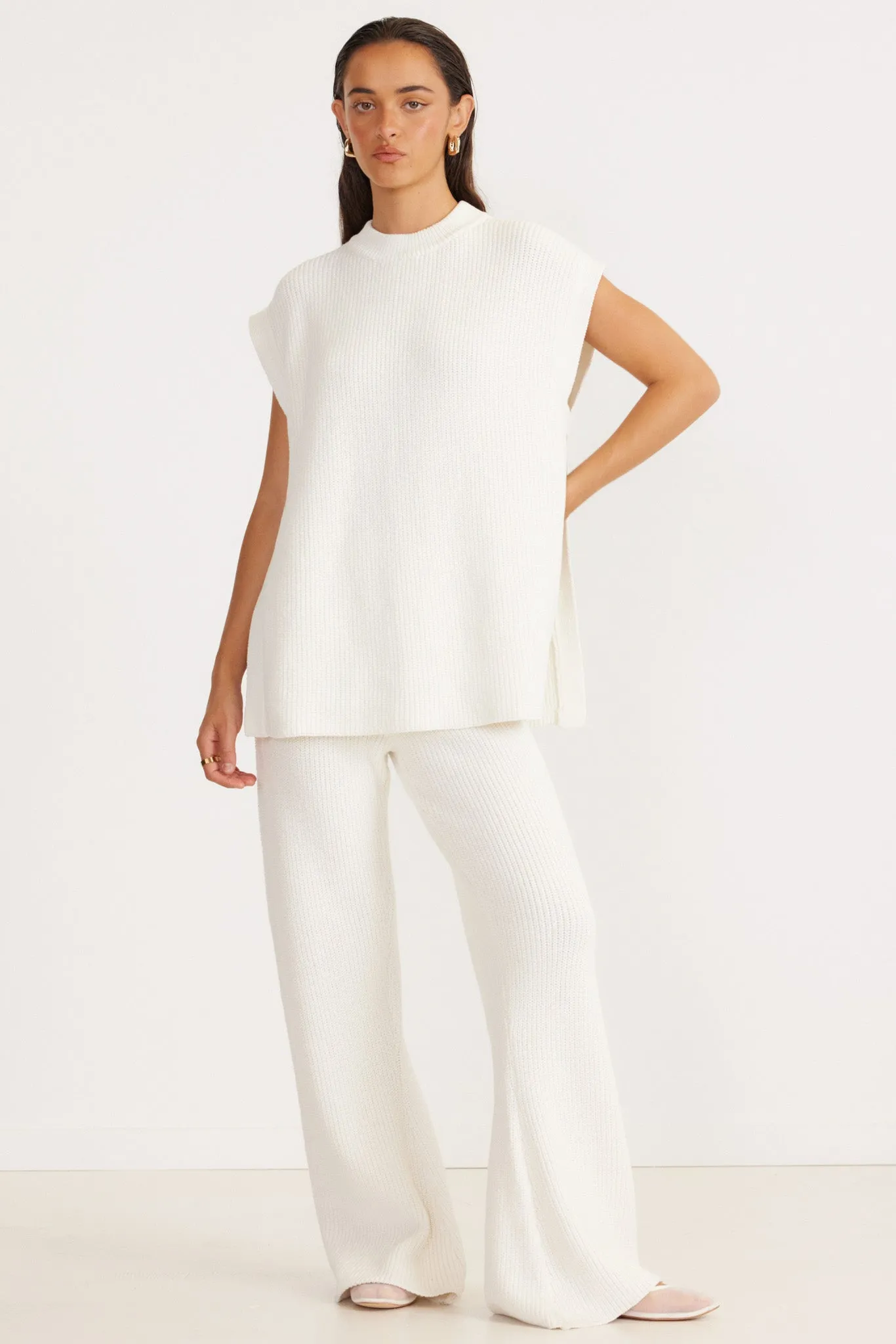 OAK VEST TOP sold by Sndys