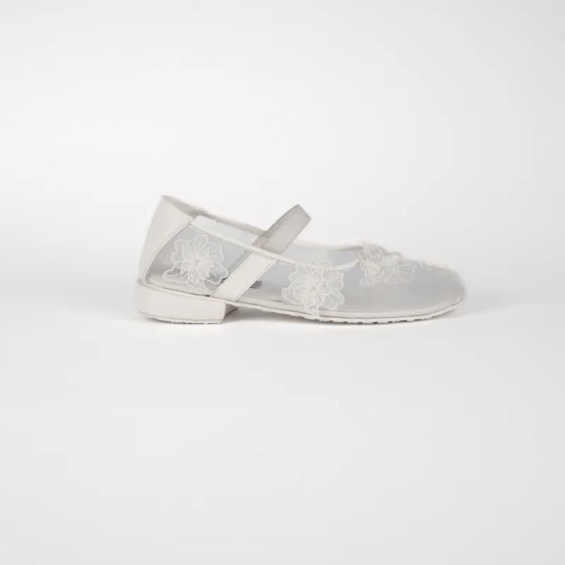 FLORIA WHITE FLATS made by CHIEL
