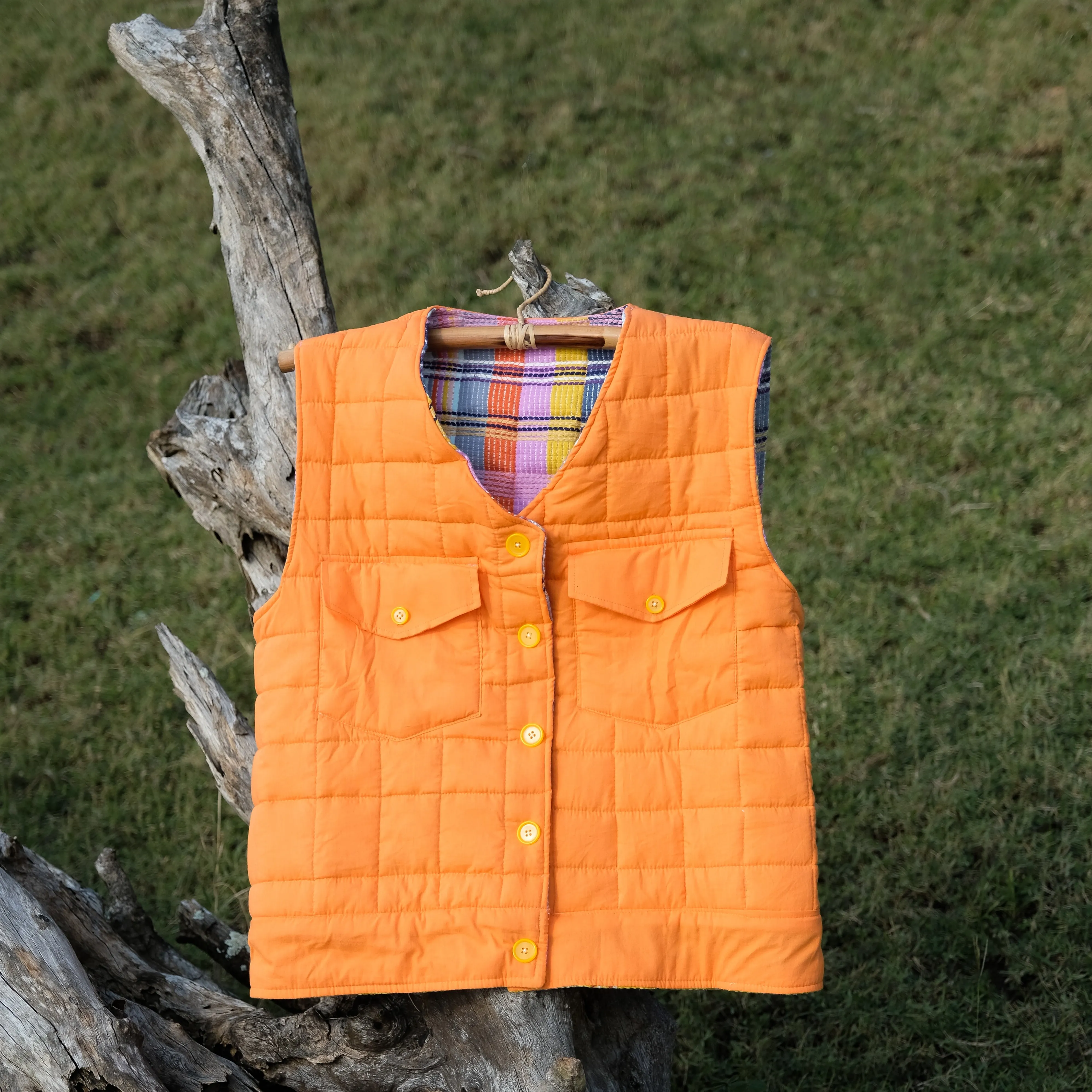 NATA REVERSIBLE VEST sold by CHIEL product image thumbnail 2