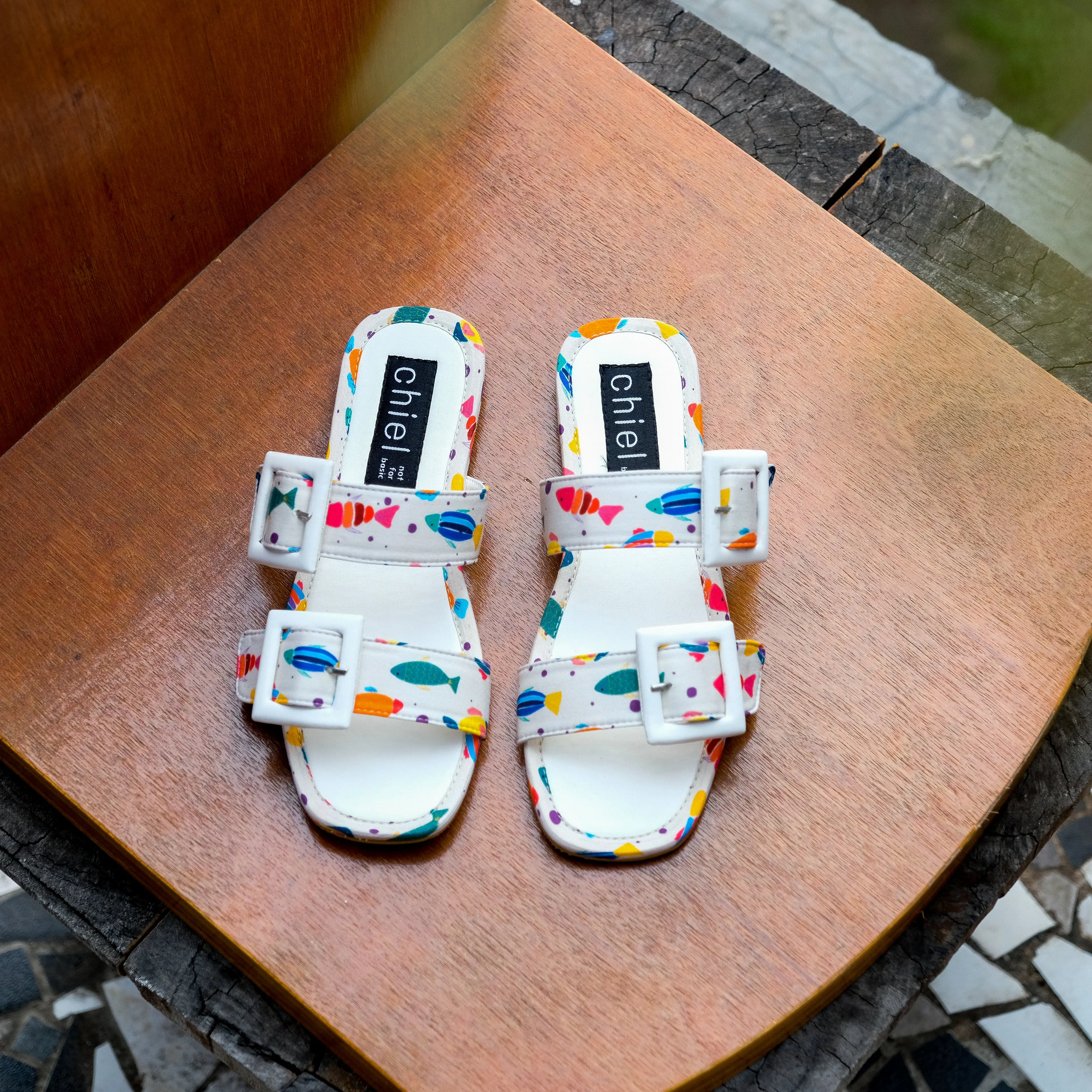 MOANA SANDAL sold by CHIEL