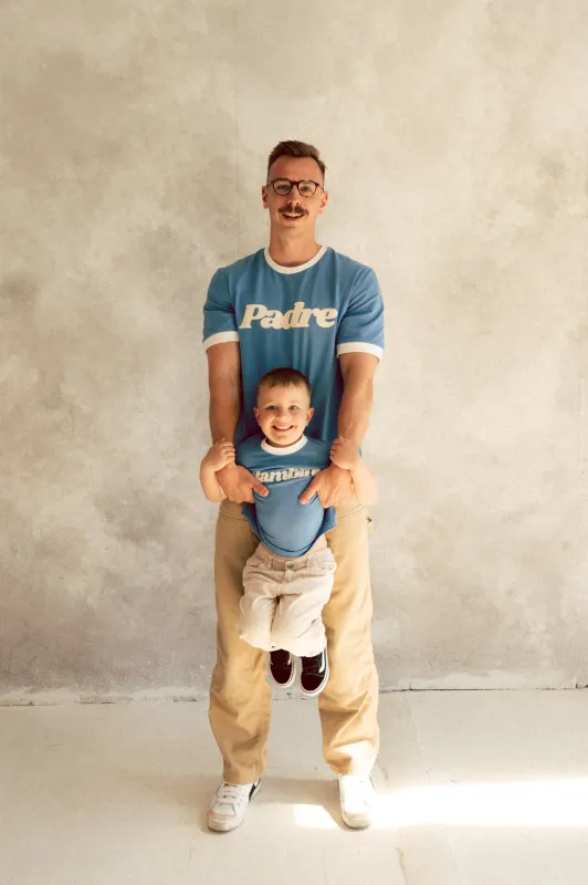 T-SHIRT PADRE NIEBIESKI - MEN made by She is Sunday