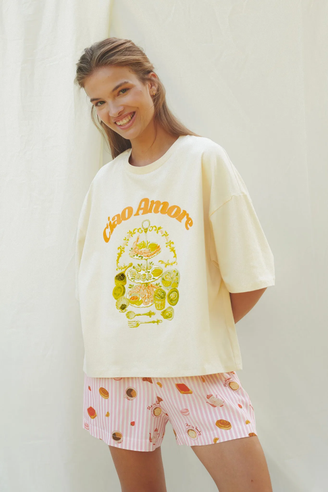 T-SHIRT CIAO AMORE KREMOWY sold by She is Sunday