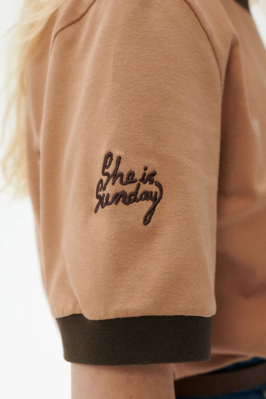T-SHIRT BASIC SUNDAY BRĄZOWY sold by She is Sunday product image thumbnail 3