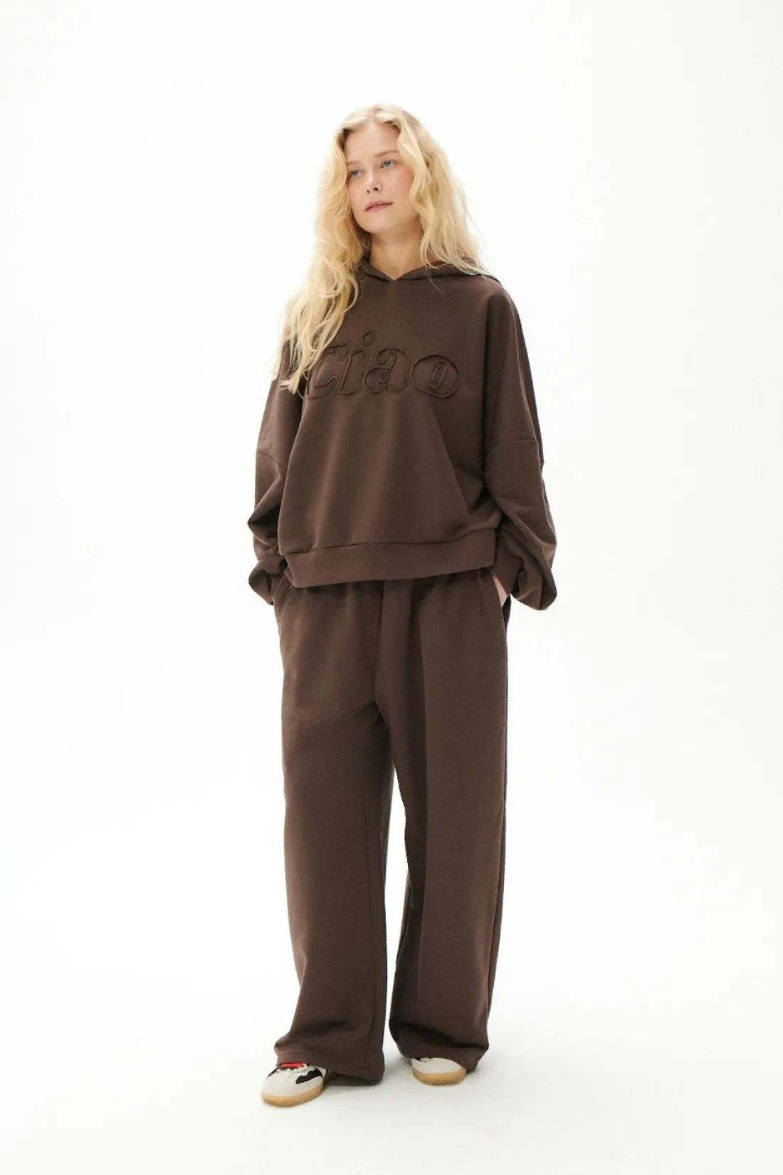 BLUZA BRONCO CZEKOLADOWA sold by She is Sunday product image thumbnail 3