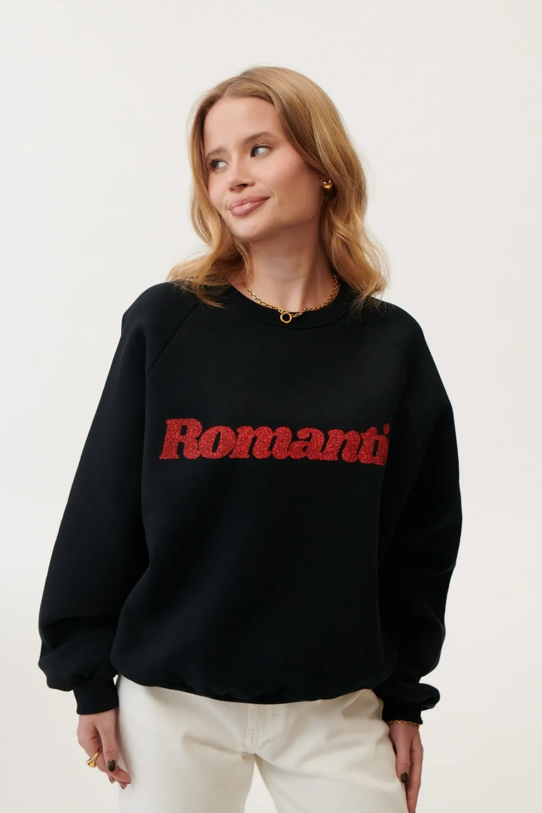 BLUZA ROMANTIC CZARNA sold by She is Sunday product image thumbnail 3