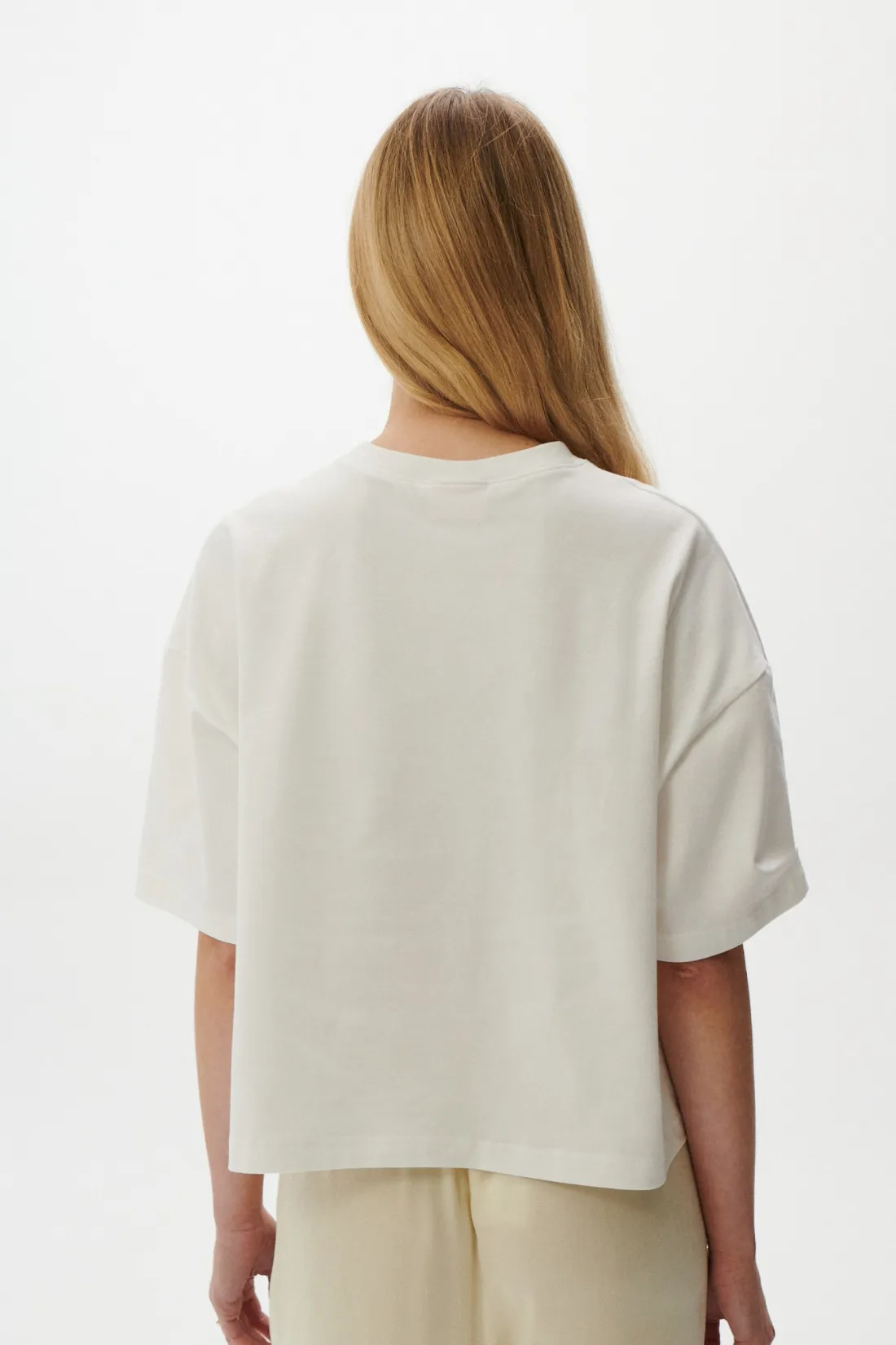 T-SHIRT PERŁA BOXY KREMOWY sold by She is Sunday product image thumbnail 4