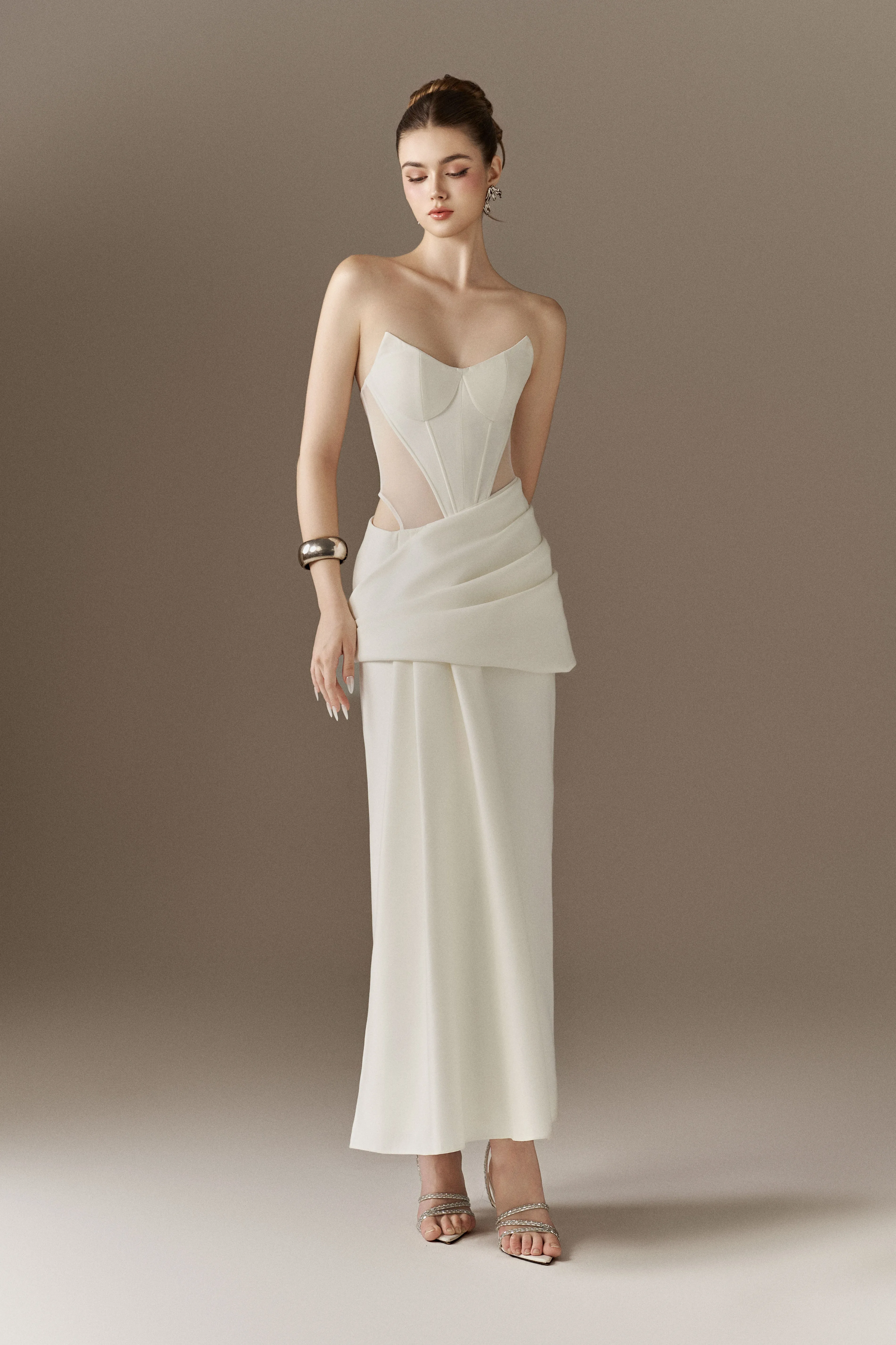 Venus Ivory Sculpted Bodice Corset Maxi Dress With Veil sold by Kalisa product image thumbnail 3