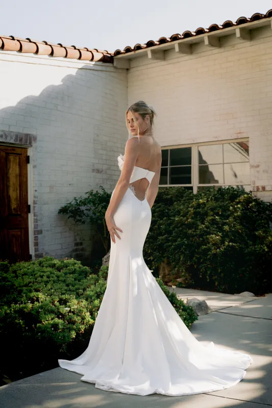 LOCARNO sold by Katie May