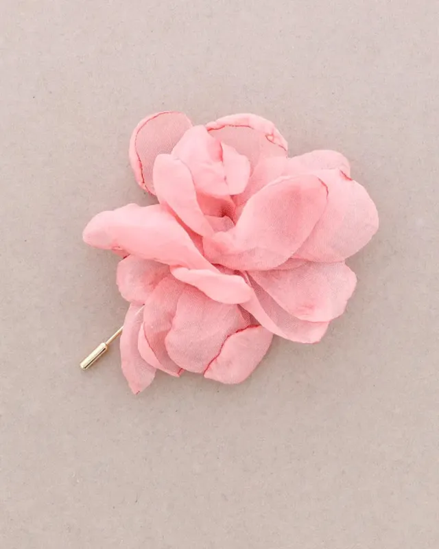 Flower Cloth Pin Brooch in Rose made by sonderhaus