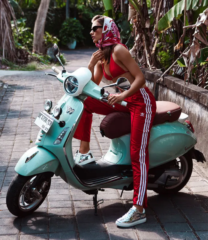 JONES Retro Sneaker in Silver Crack sold by Edward Meller