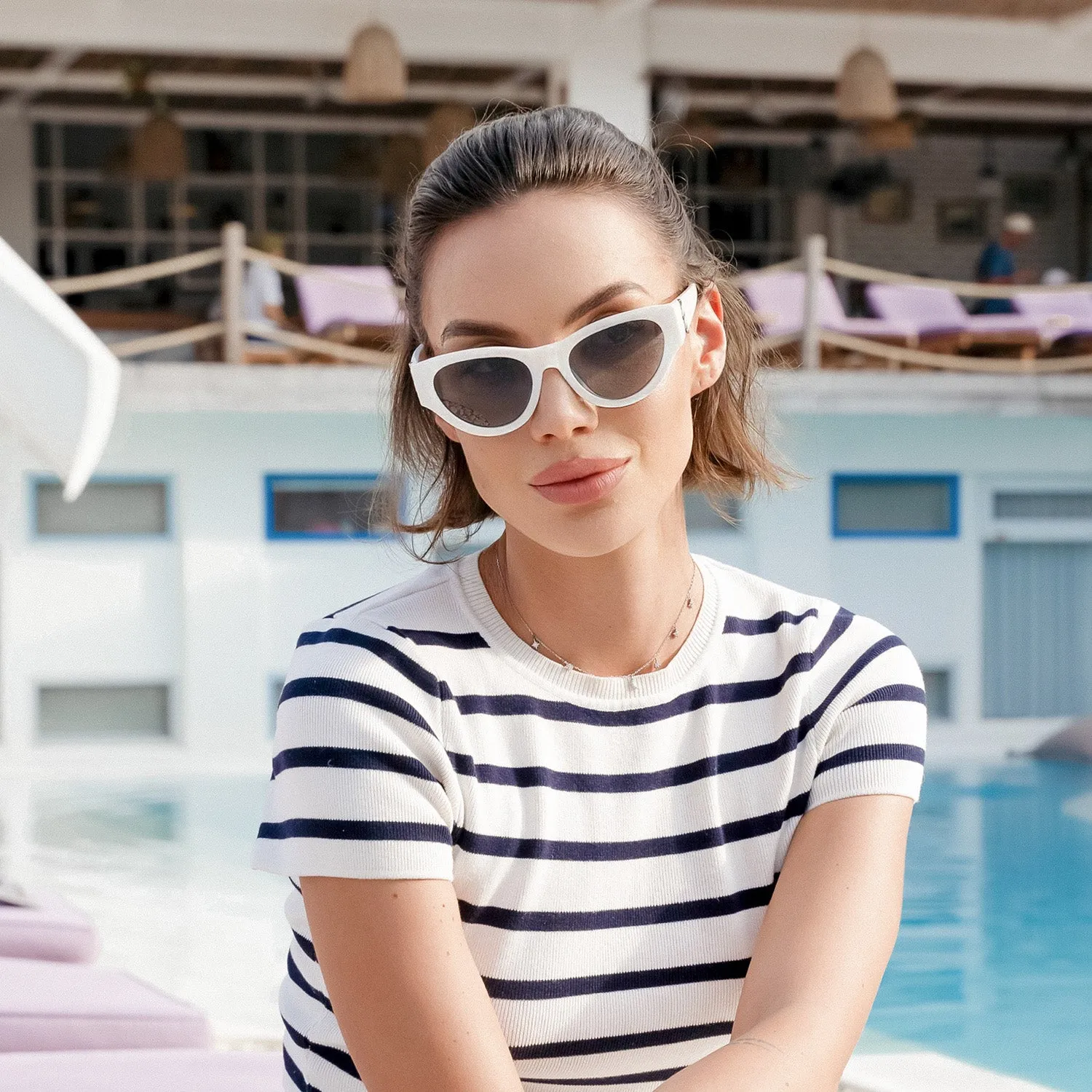 WEEKEND sold by Sojos product image thumbnail 2