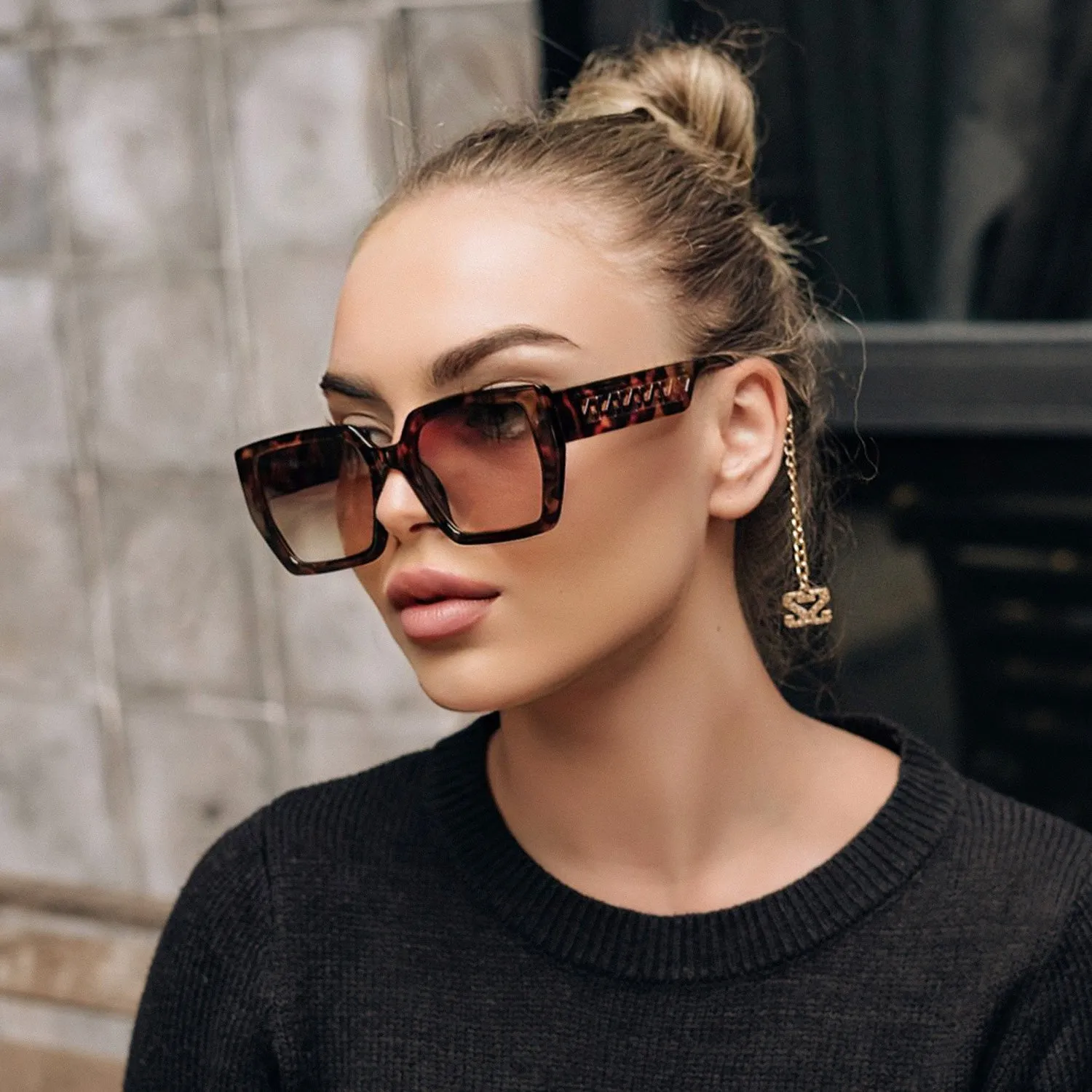 SKYLAR sold by Sojos product image thumbnail 2