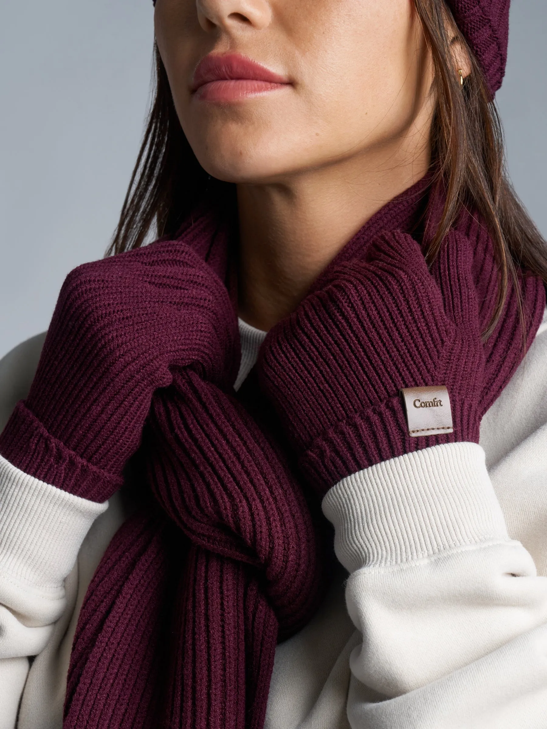 Winter Accessories Set sold by Comfrt product image thumbnail 4