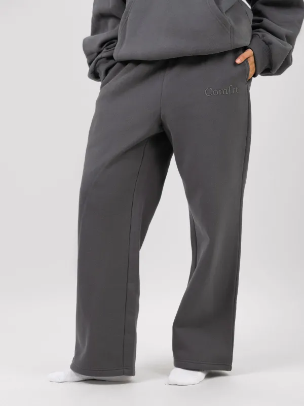 Minimalist Straight Leg Sweatpants - Pre-Order made by Comfrt