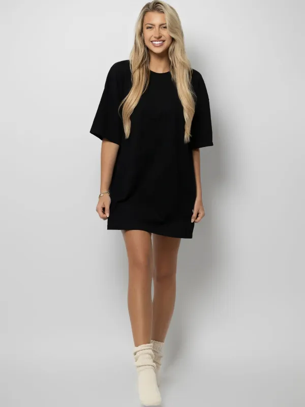 Essential Oversized Tee - Pre-Order made by Comfrt