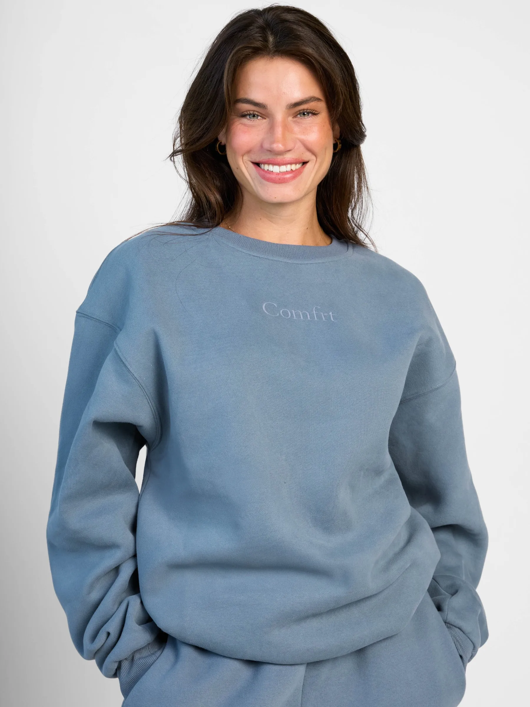 Signature Crew sold by Comfrt