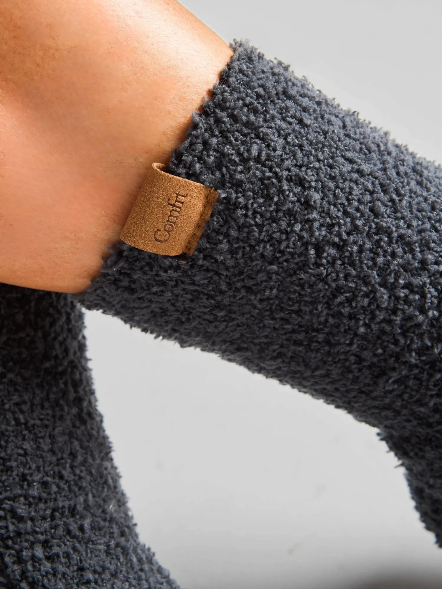 Pillow Walk Cozy Socks sold by Comfrt product image thumbnail 3