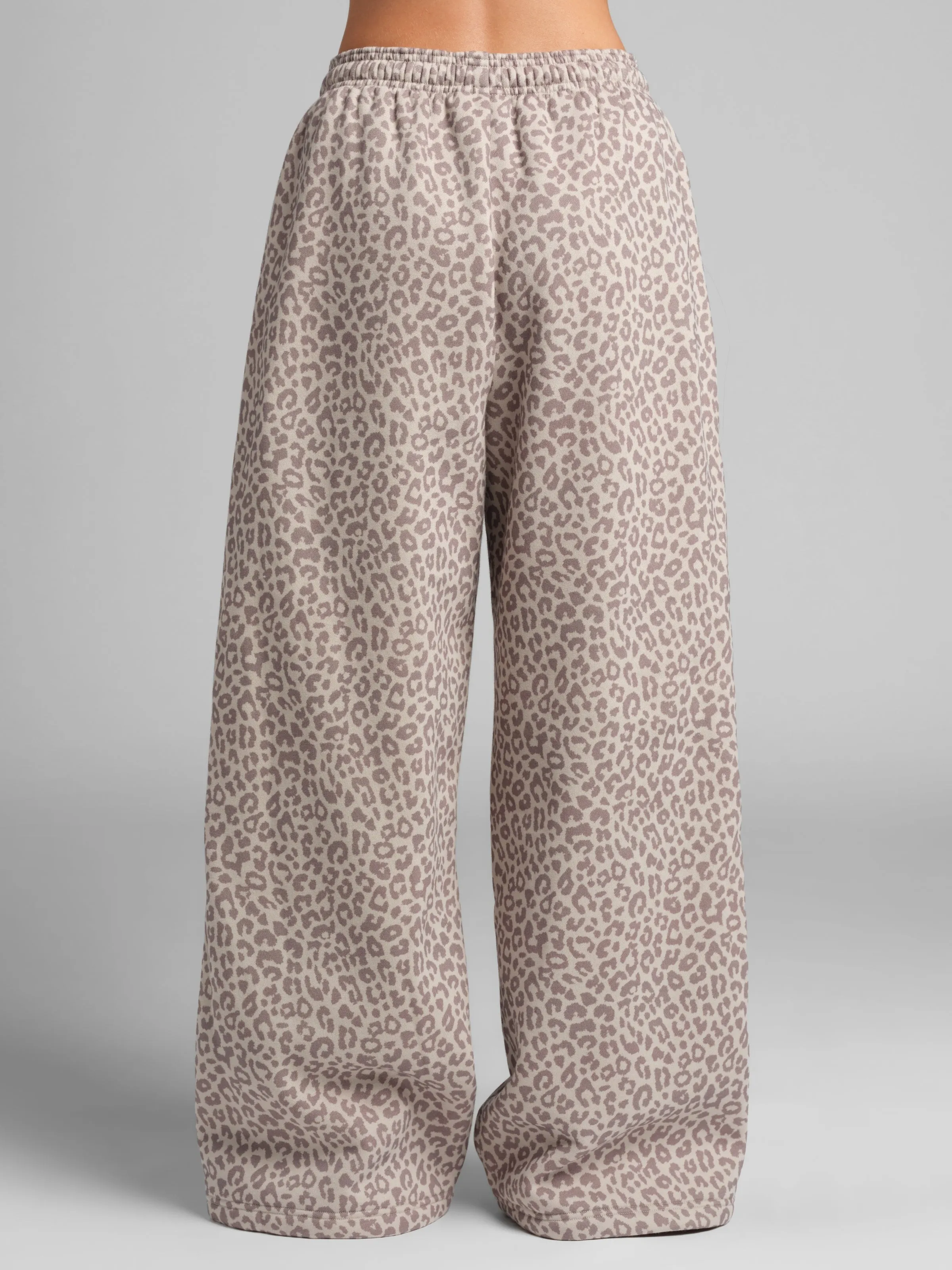 Basic Wide Leg Sweatpants sold by Comfrt product image thumbnail 5