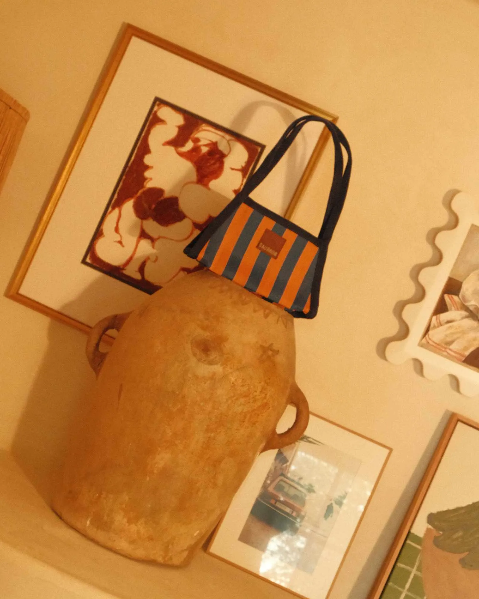 Baguette sold by EAU BAG product image thumbnail 3
